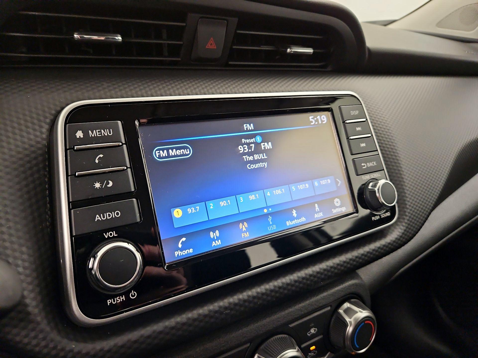 Thumbnail: 2025 Nissan Kicks - 15