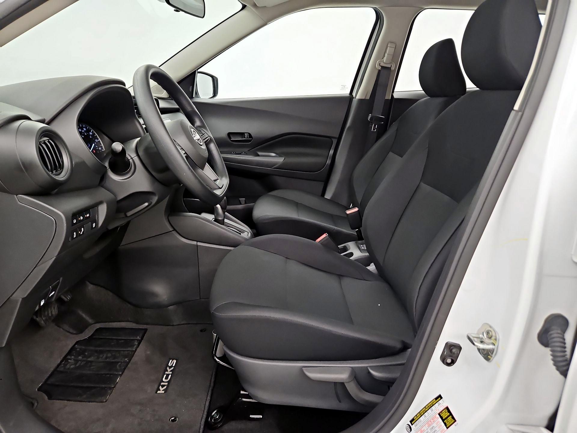 Thumbnail: 2025 Nissan Kicks - 11