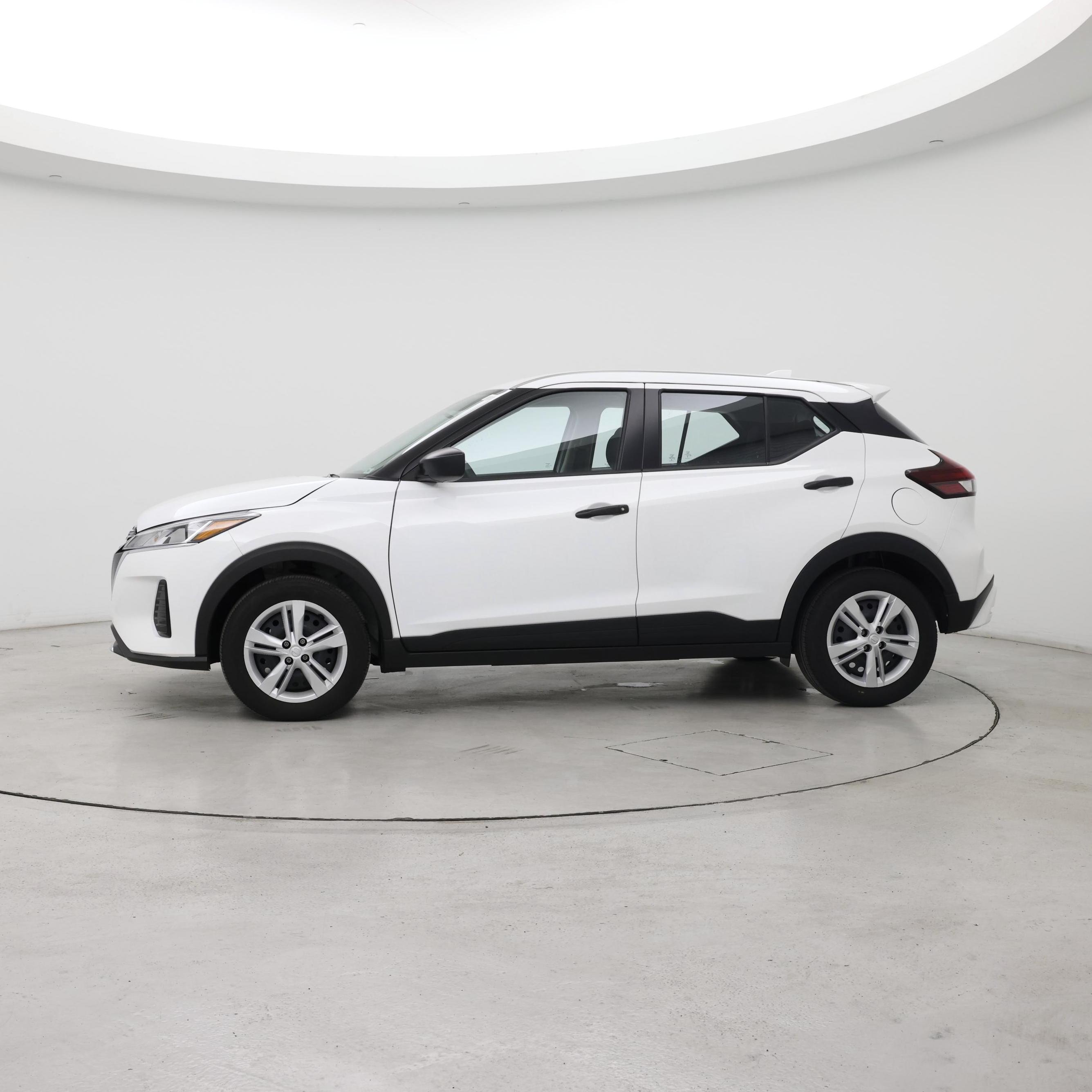 Thumbnail: 2025 Nissan Kicks - 3