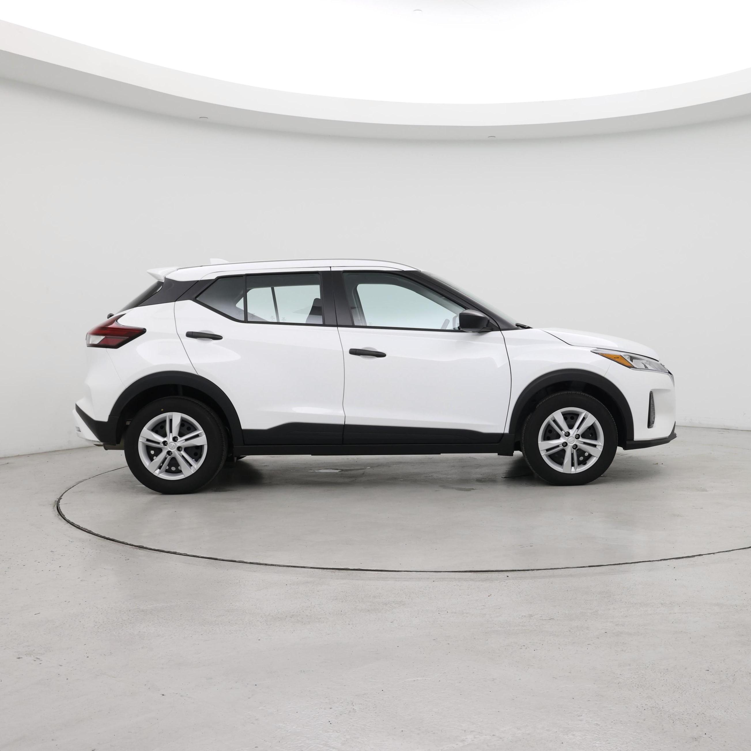 Thumbnail: 2025 Nissan Kicks - 7