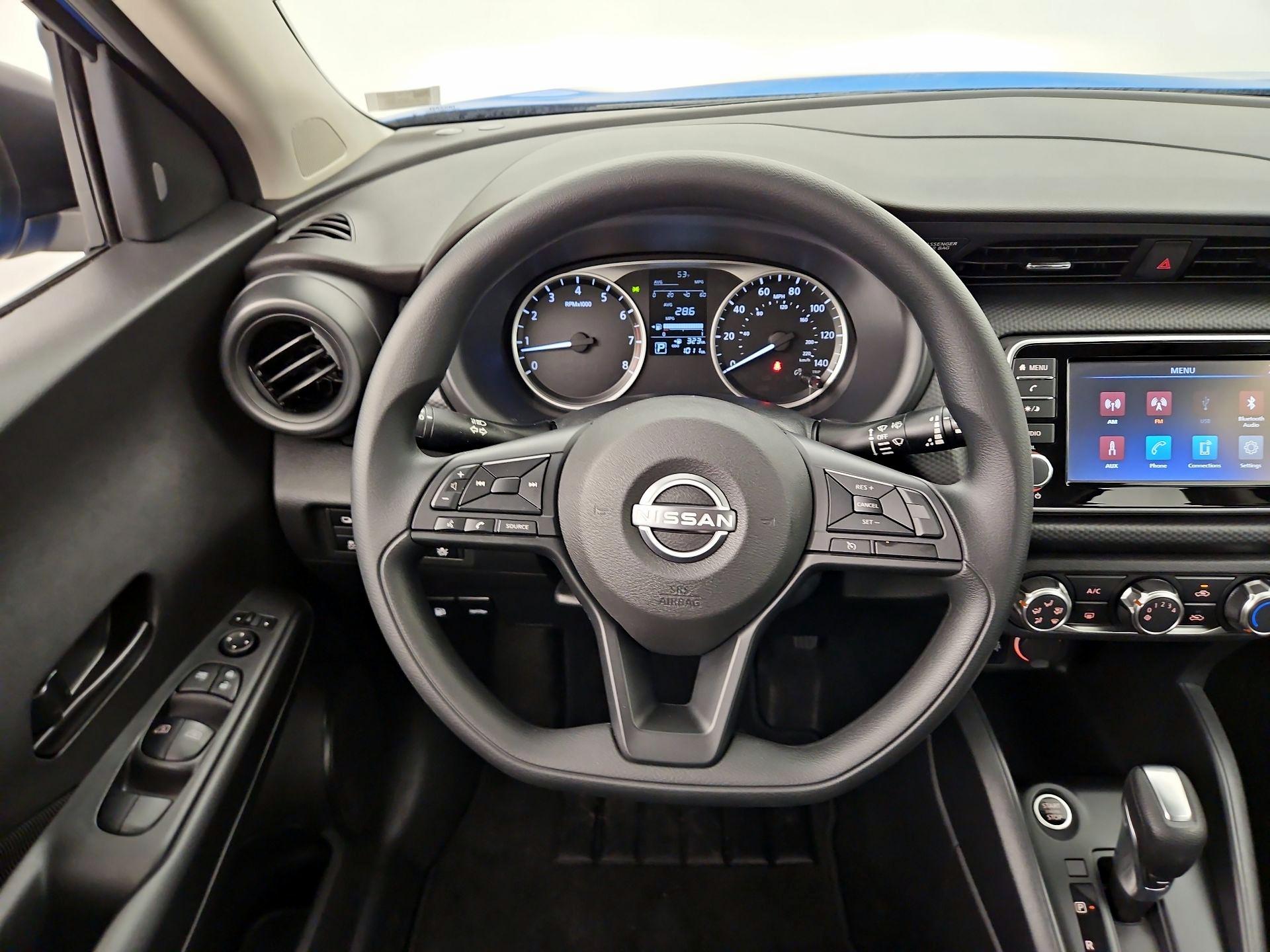 Thumbnail: 2025 Nissan Kicks - 10