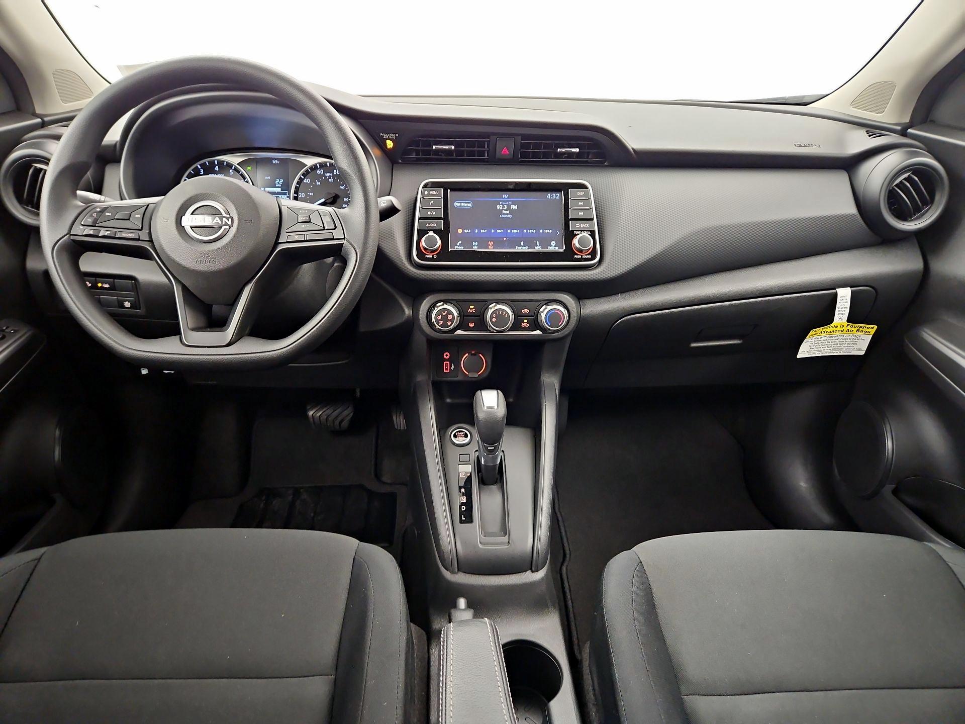 Thumbnail: 2025 Nissan Kicks - 9