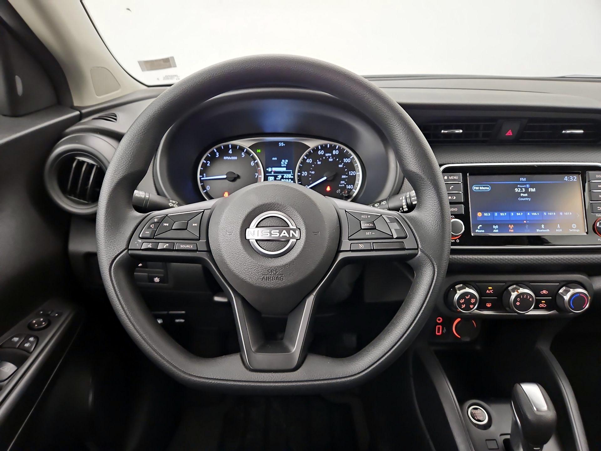 Thumbnail: 2025 Nissan Kicks - 10