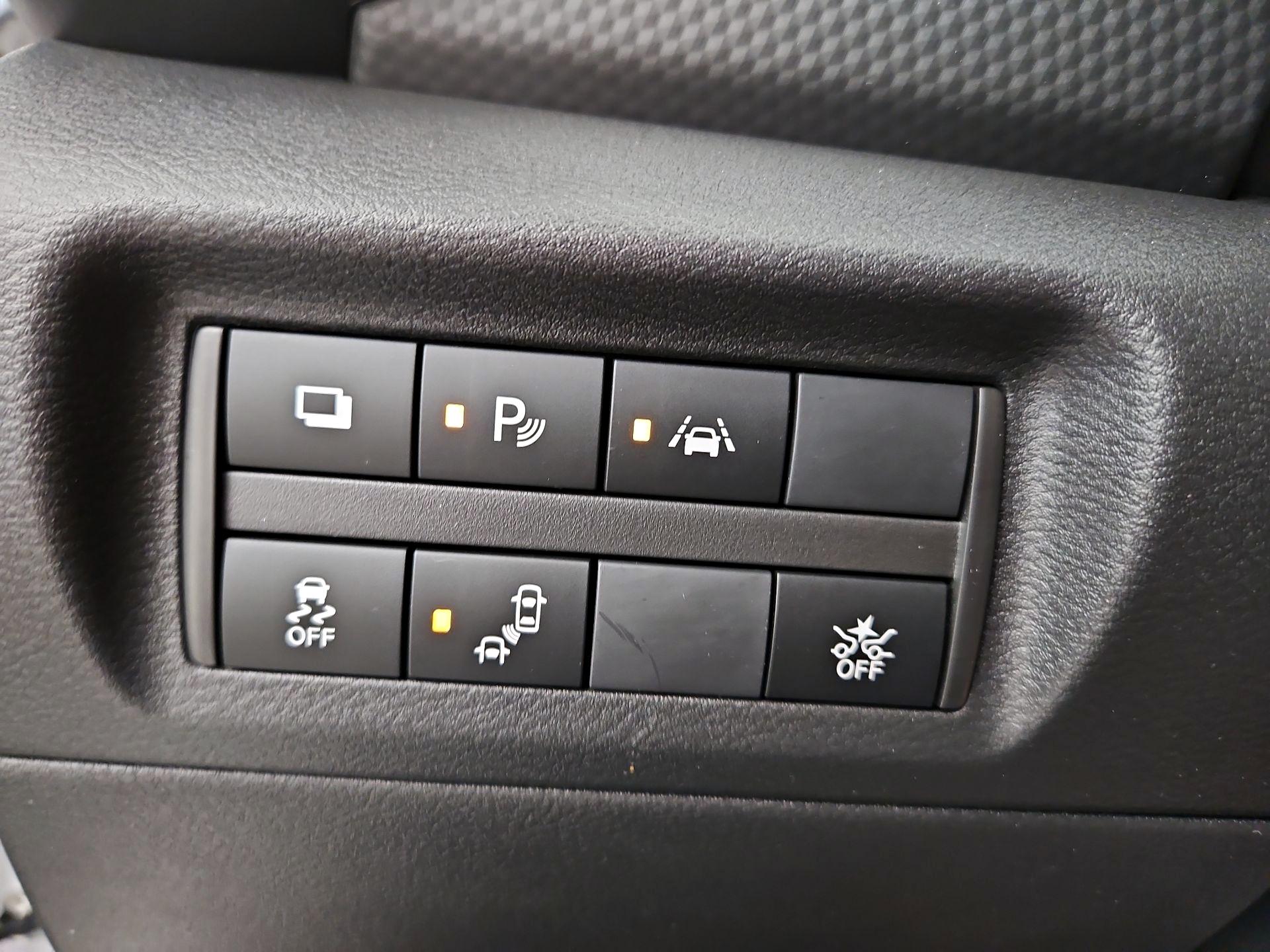 Thumbnail: 2025 Nissan Kicks - 13