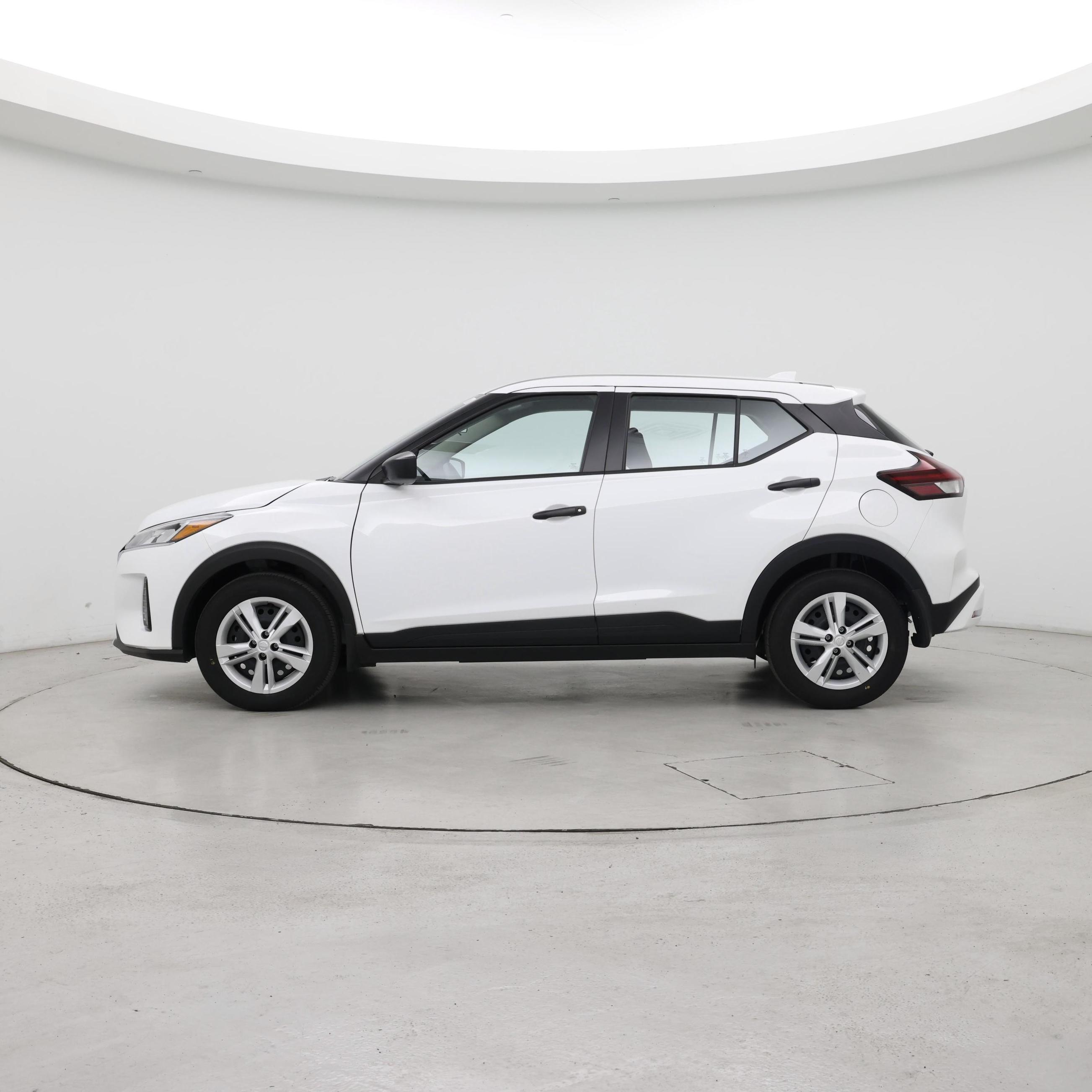 Thumbnail: 2025 Nissan Kicks - 3