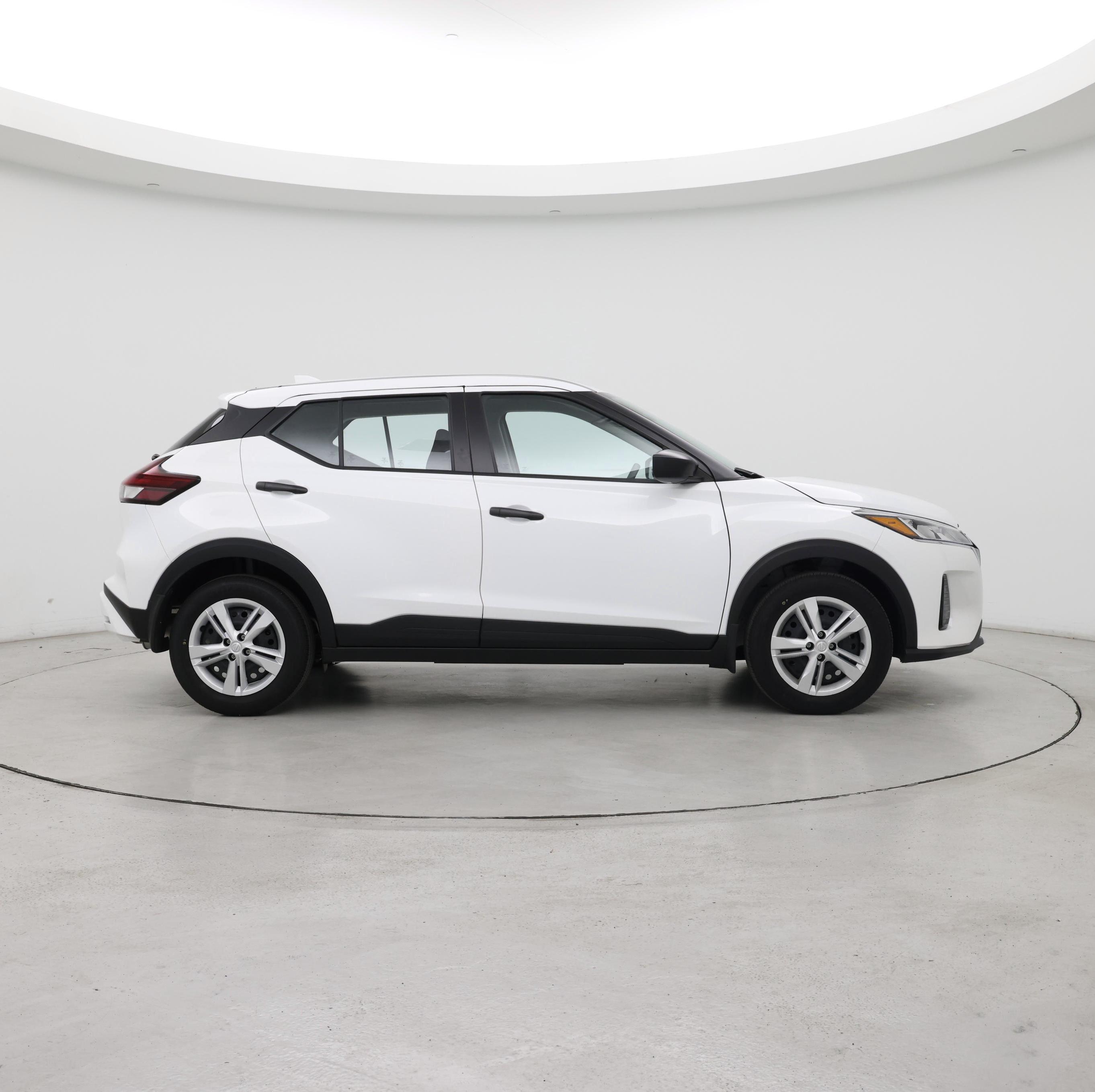 Thumbnail: 2025 Nissan Kicks - 7