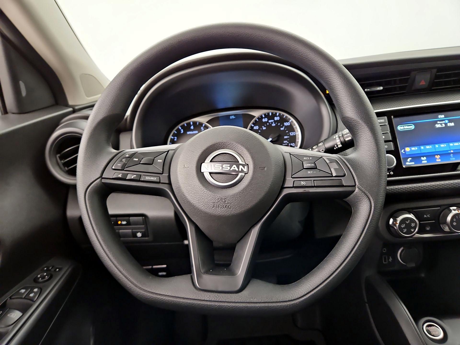 Thumbnail: 2025 Nissan Kicks - 10