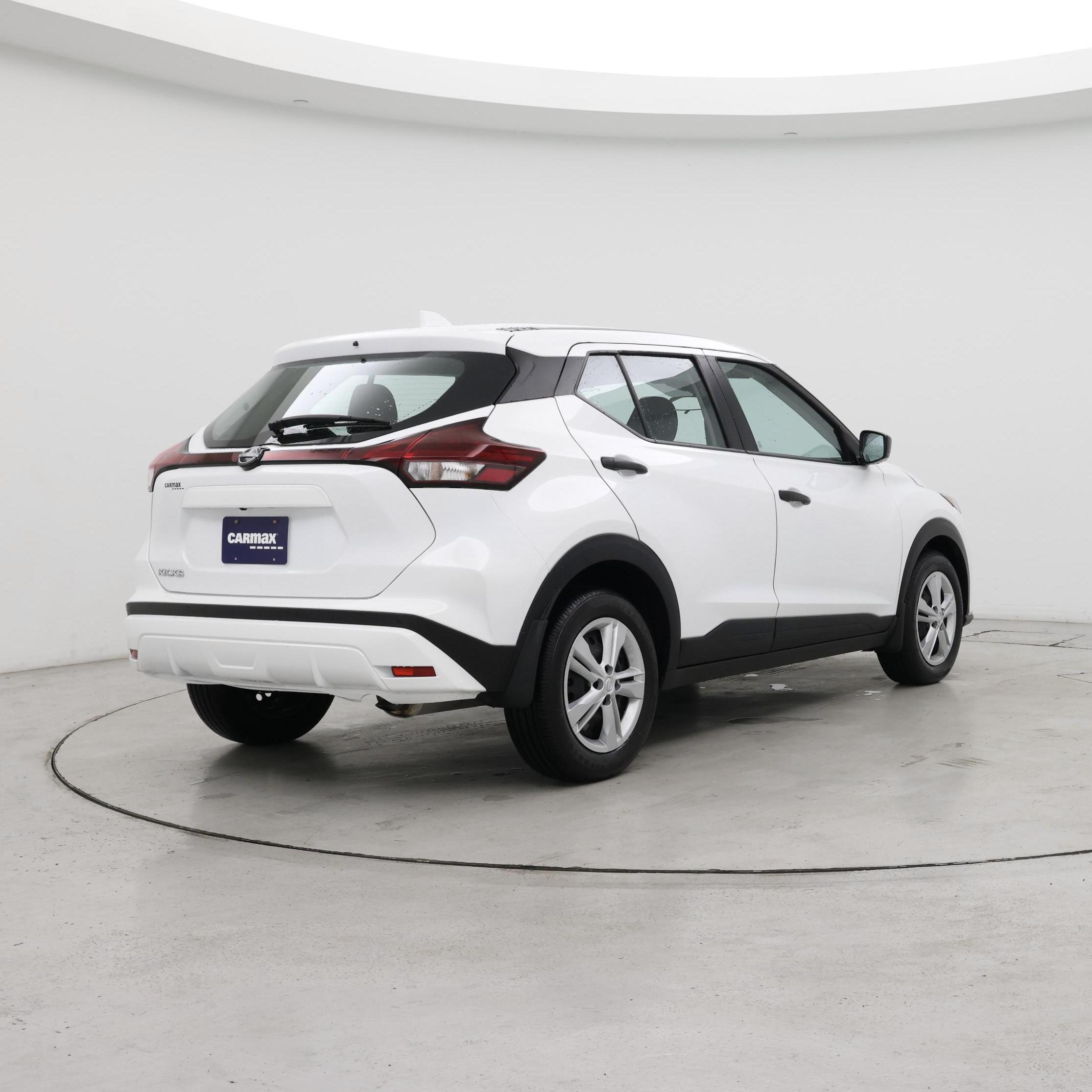 Thumbnail: 2025 Nissan Kicks - 8