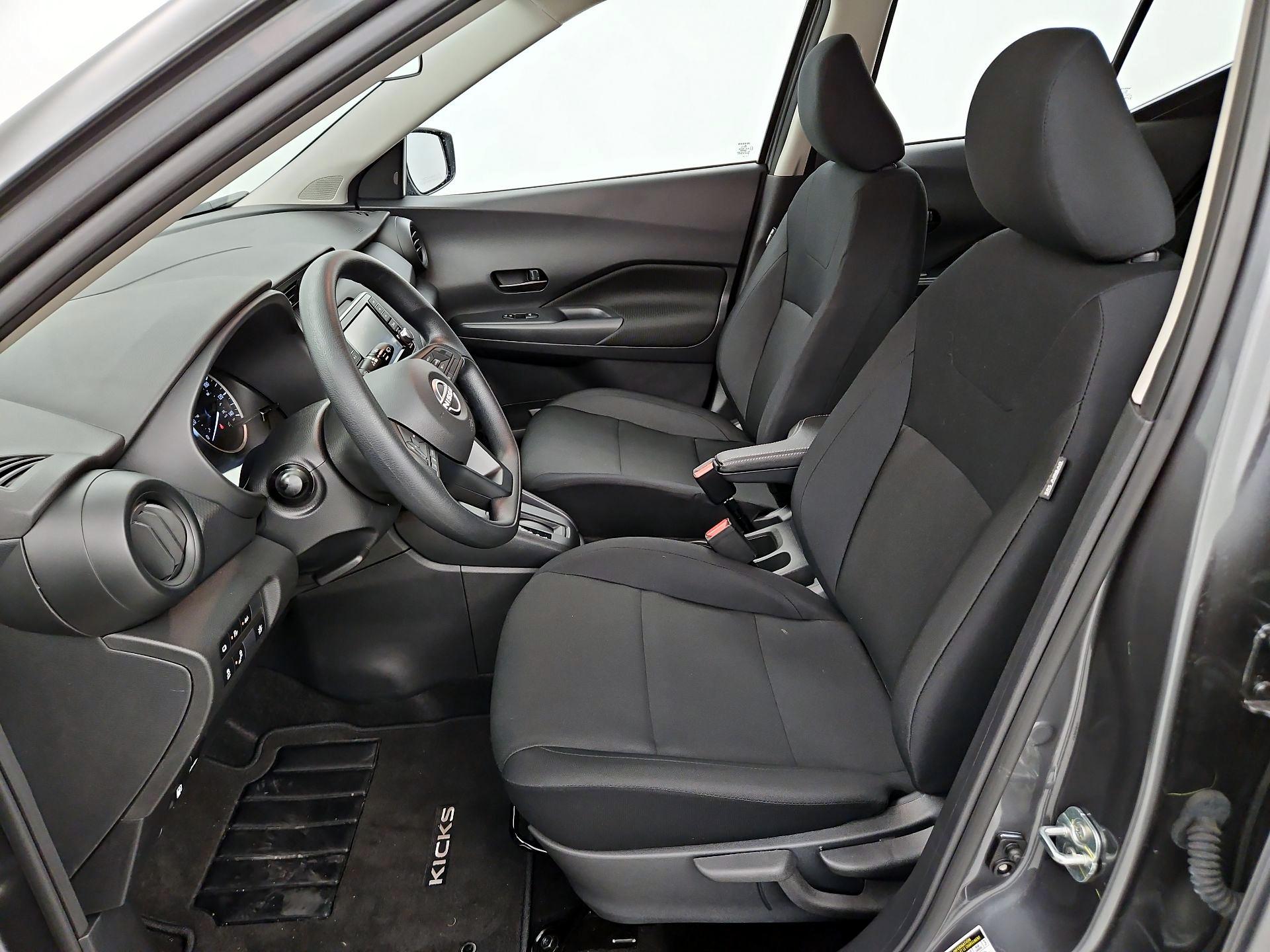 Thumbnail: 2025 Nissan Kicks - 11