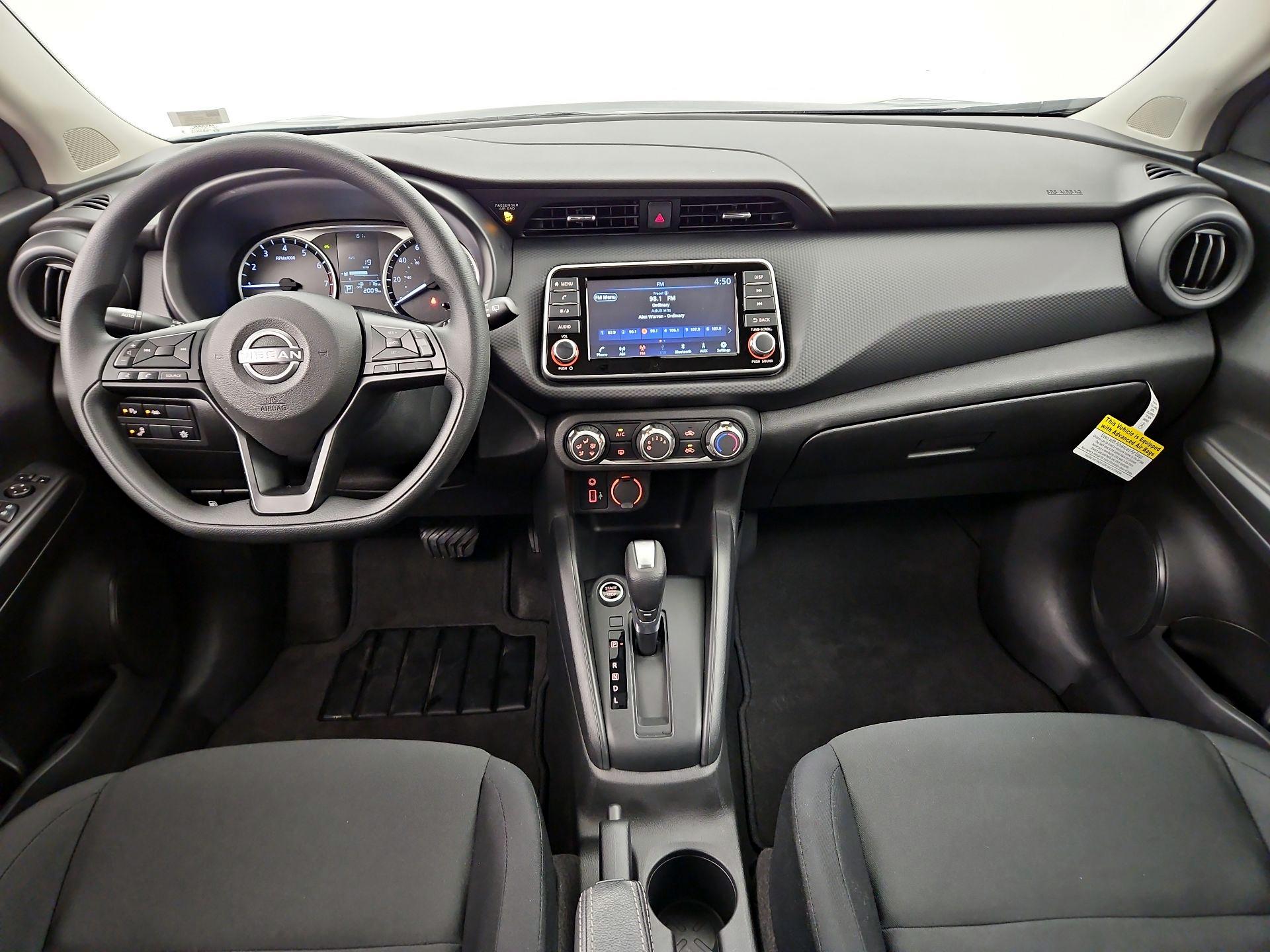 Thumbnail: 2025 Nissan Kicks - 9