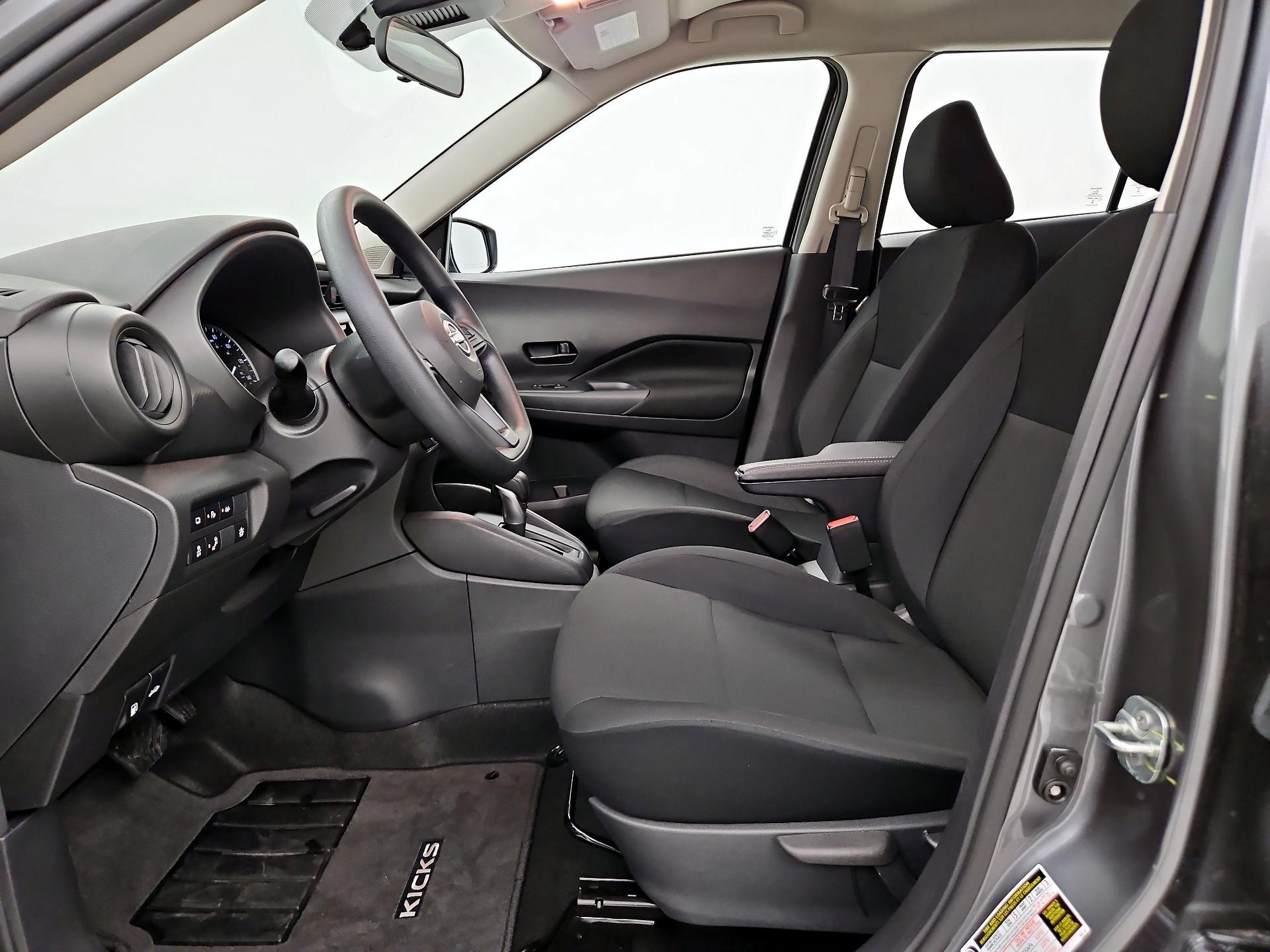 Thumbnail: 2025 Nissan Kicks - 11