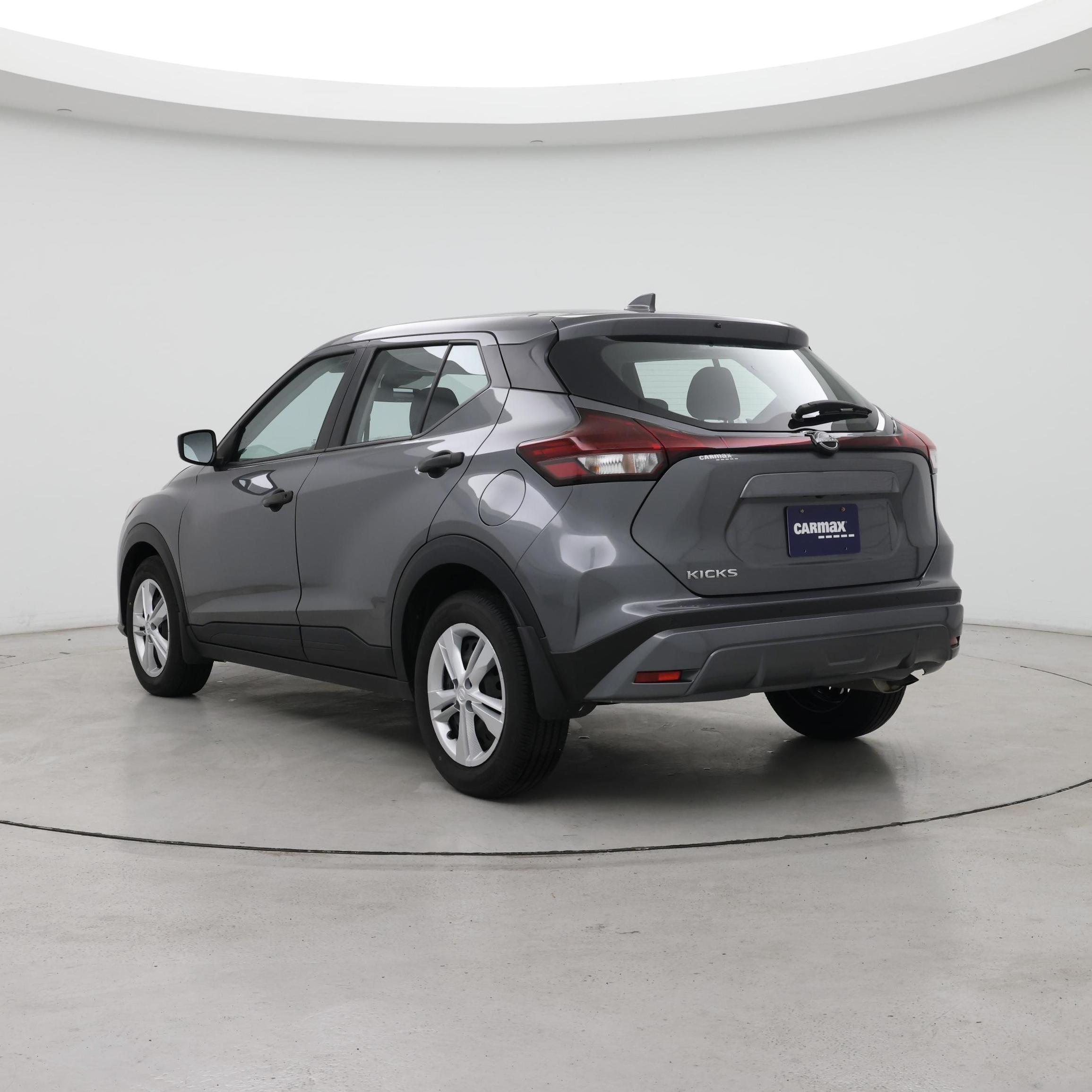 Thumbnail: 2025 Nissan Kicks - 2