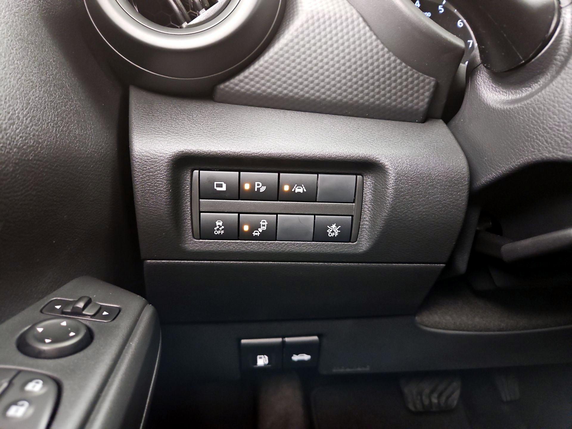 Thumbnail: 2025 Nissan Kicks - 13