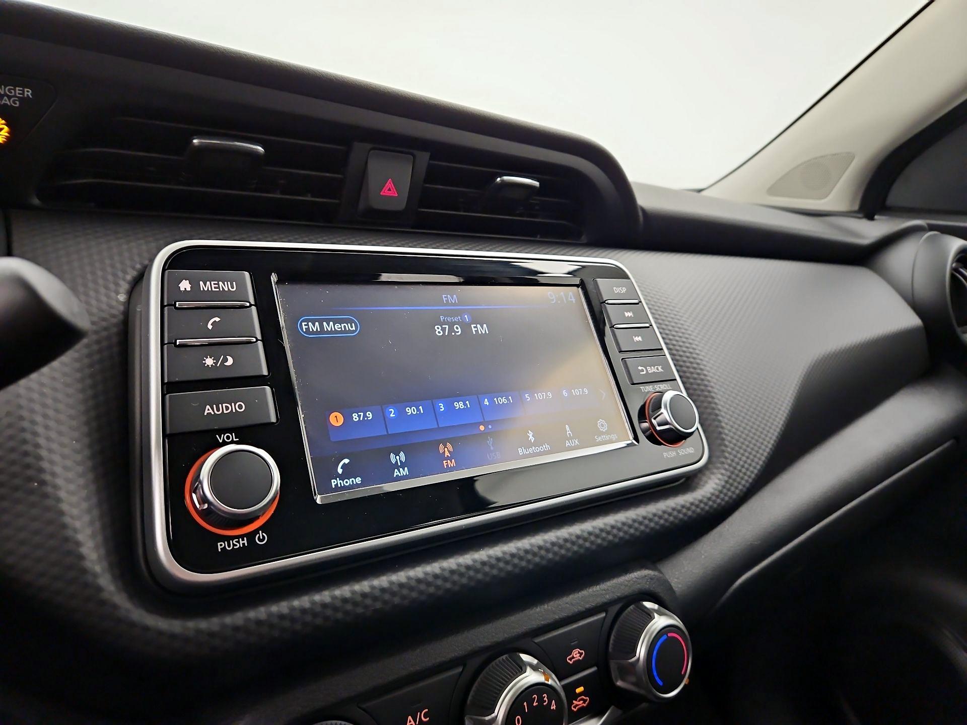 Thumbnail: 2025 Nissan Kicks - 15