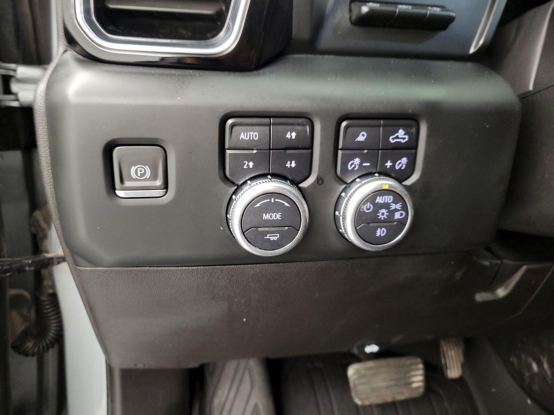 Thumbnail: 2024 GMC Sierra 2500 - 13