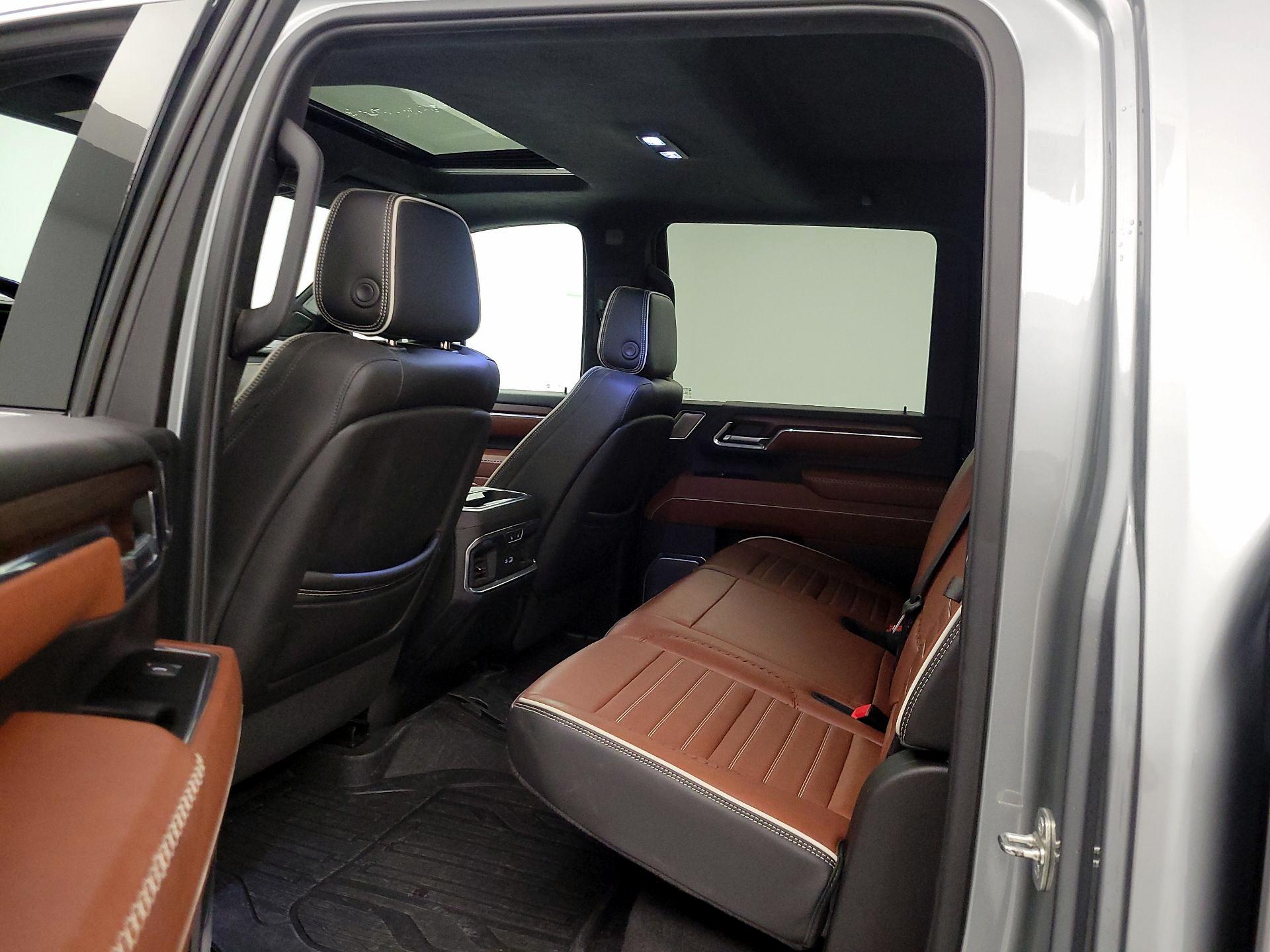 Thumbnail: 2024 GMC Sierra 2500 - 20