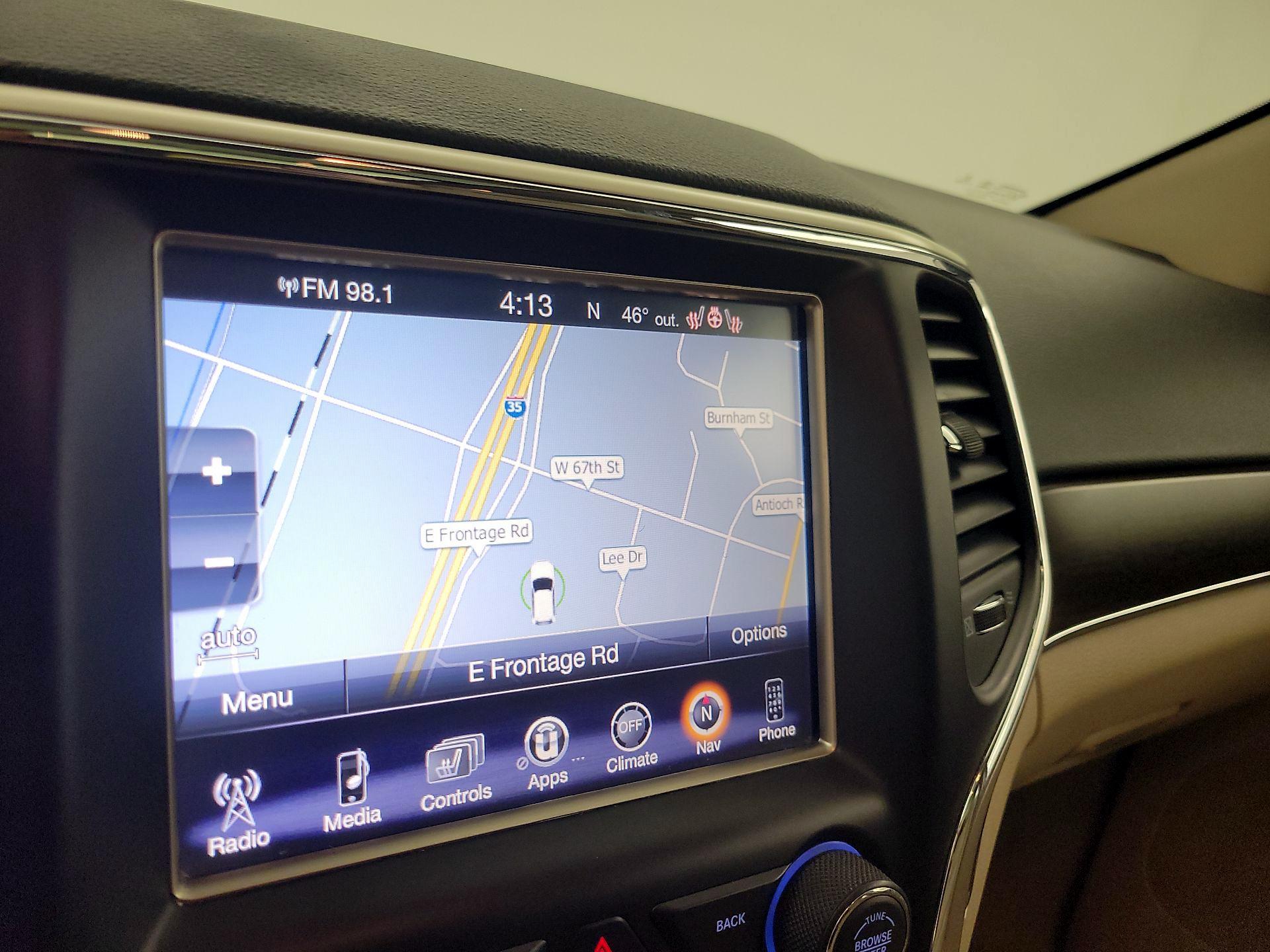 Thumbnail: 2015 Jeep Grand Cherokee - 14