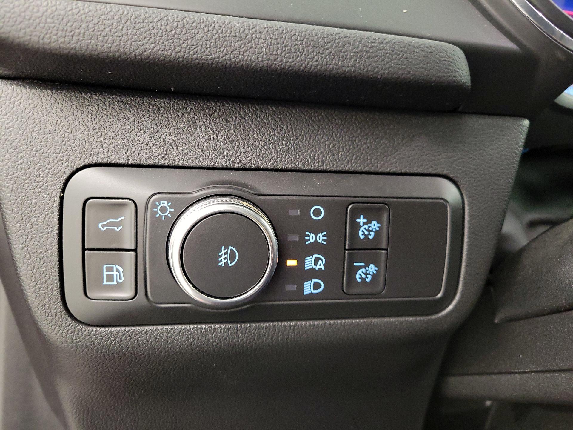 Thumbnail: 2021 Ford Escape - 13