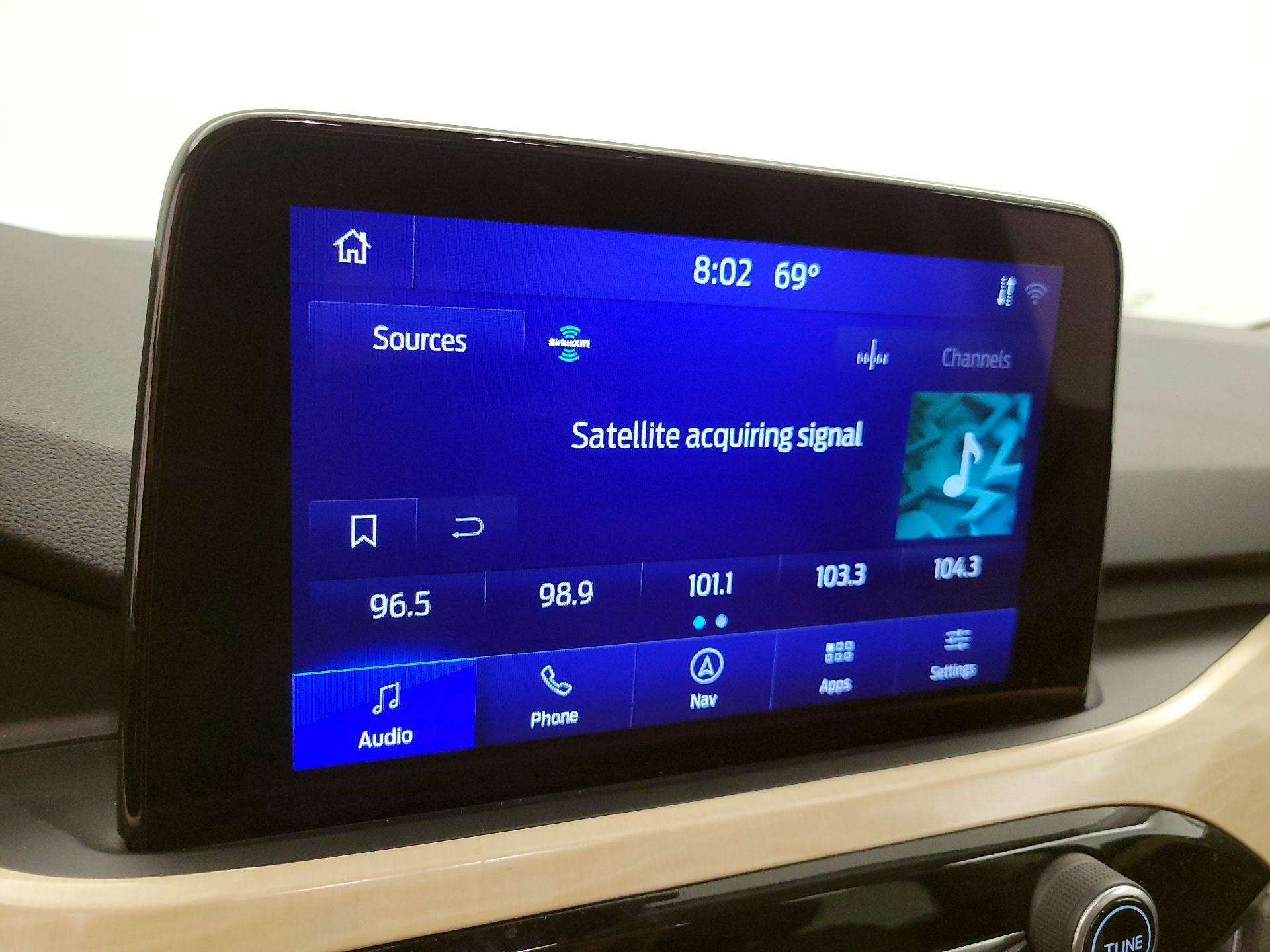 Thumbnail: 2021 Ford Escape - 15