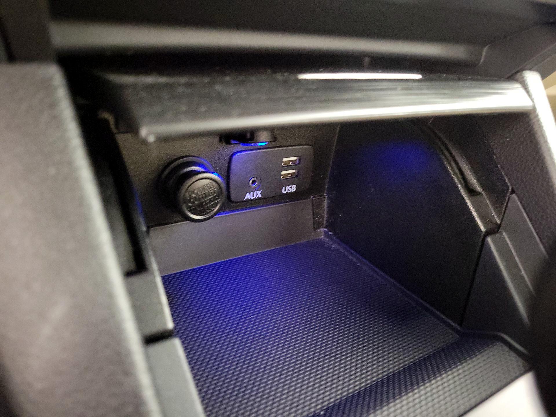 Thumbnail: 2015 Subaru Legacy - 19