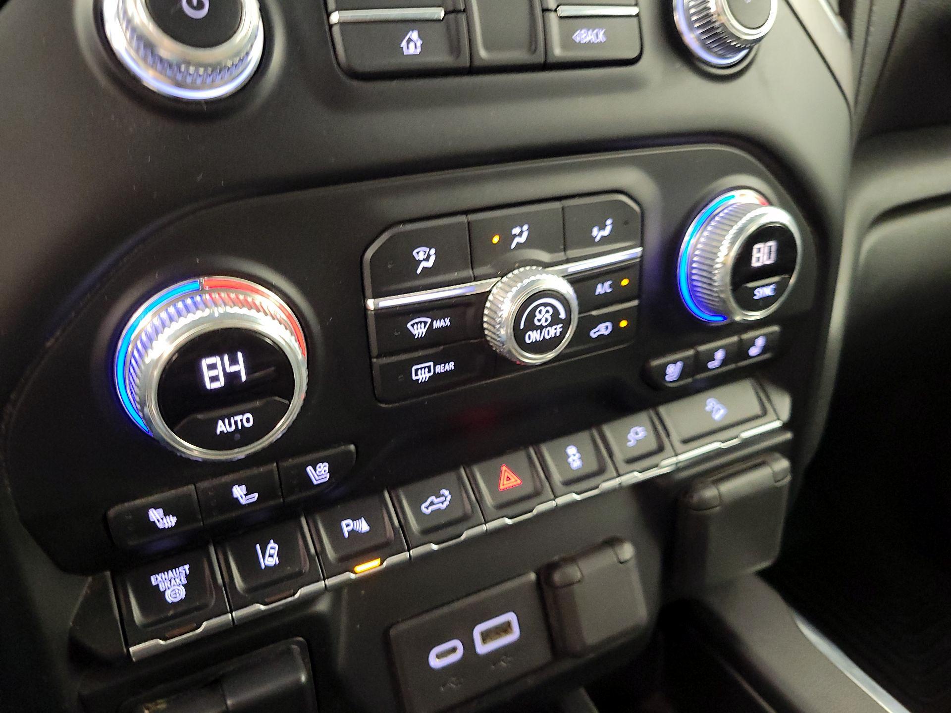 Thumbnail: 2020 GMC Sierra 2500 - 16