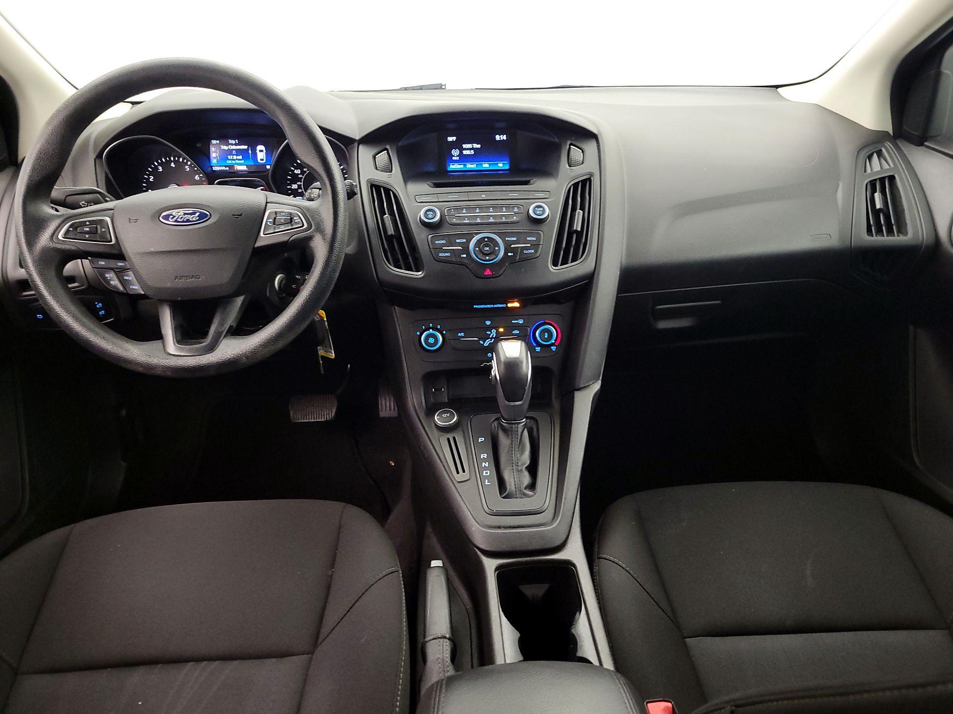 Thumbnail: 2016 Ford Focus - 9