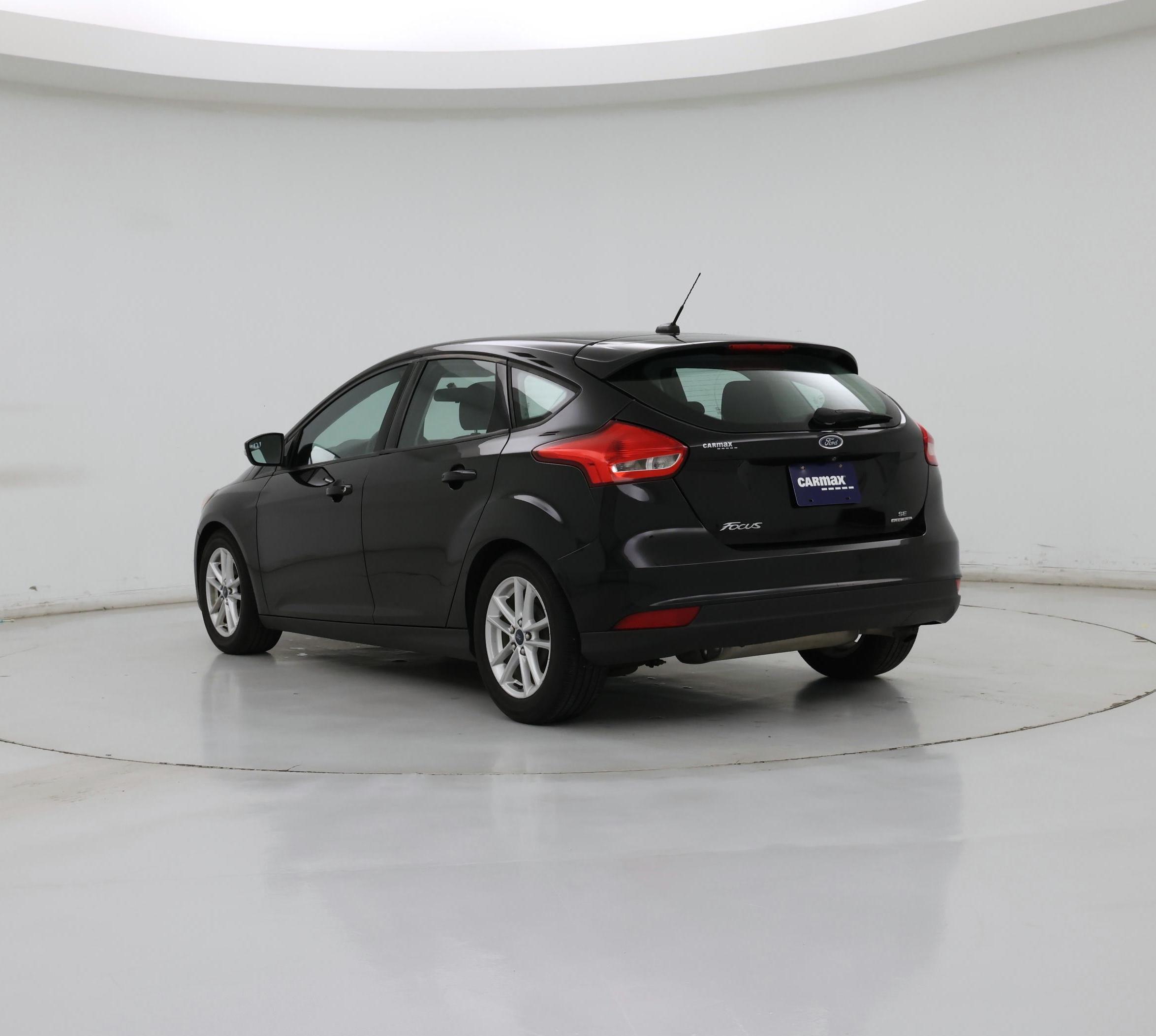 Thumbnail: 2016 Ford Focus - 2