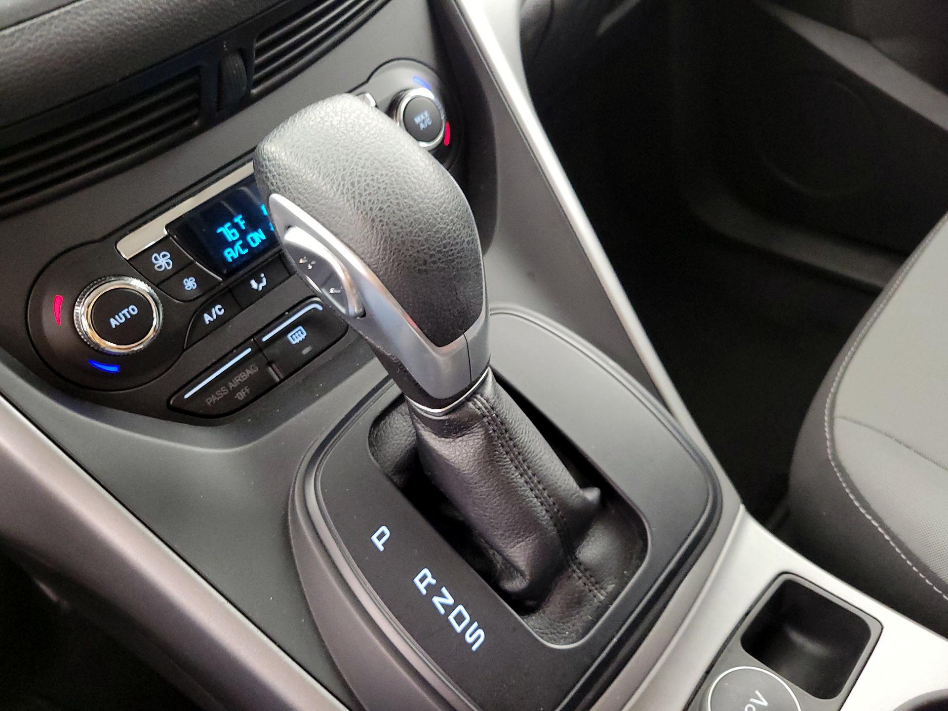 Thumbnail: 2014 Ford Escape - 17