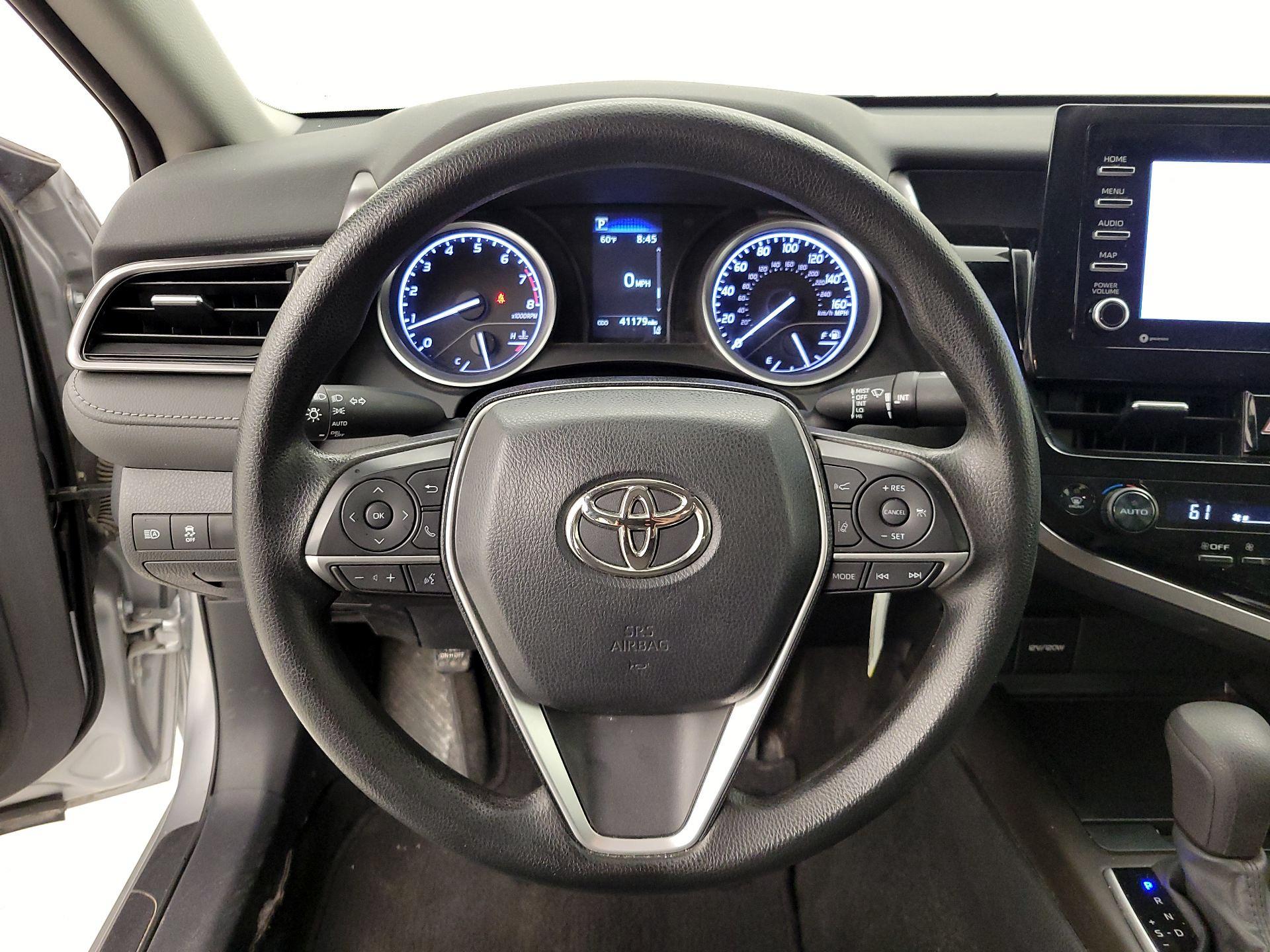 Thumbnail: 2023 Toyota Camry - 10