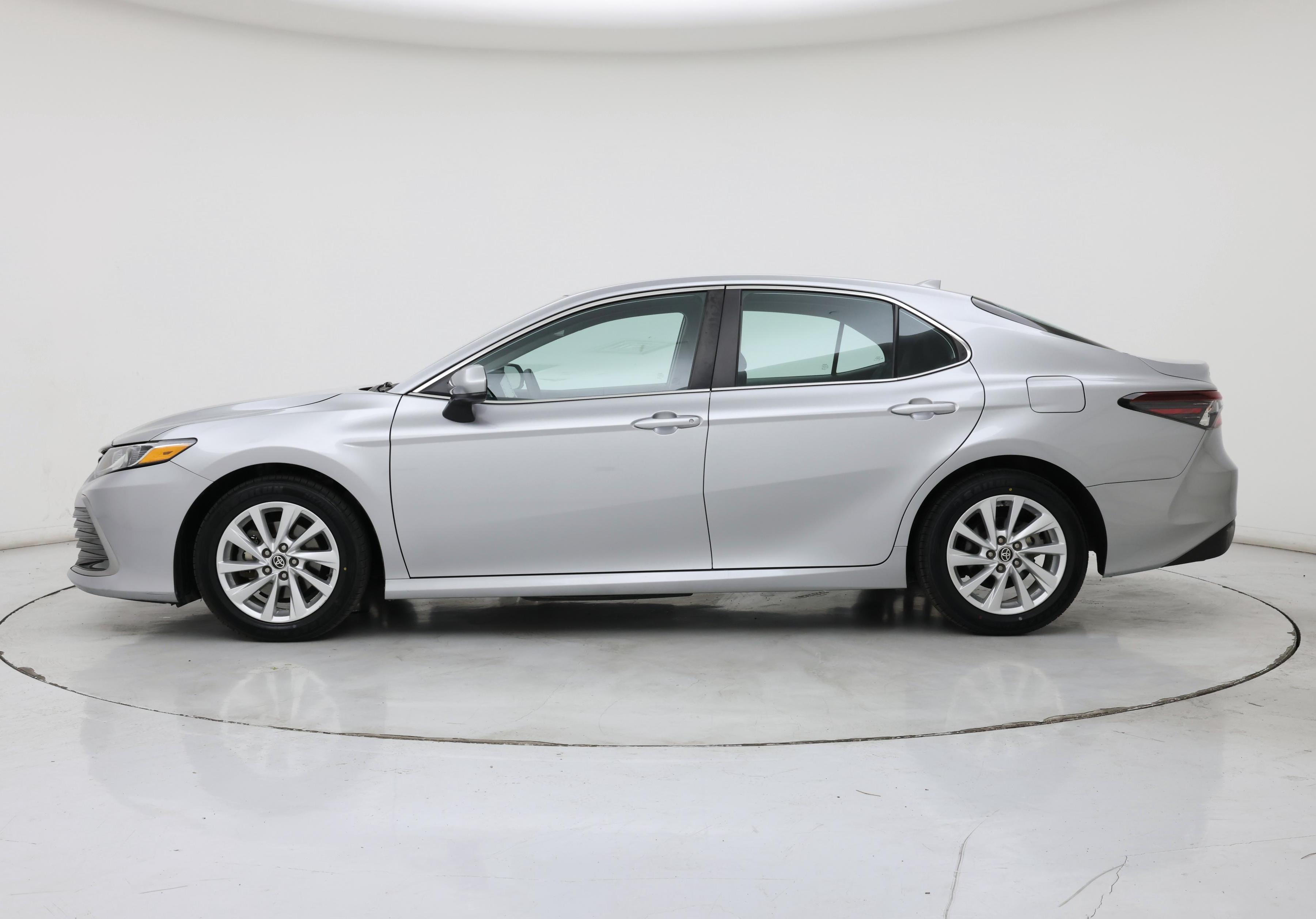 Thumbnail: 2023 Toyota Camry - 3