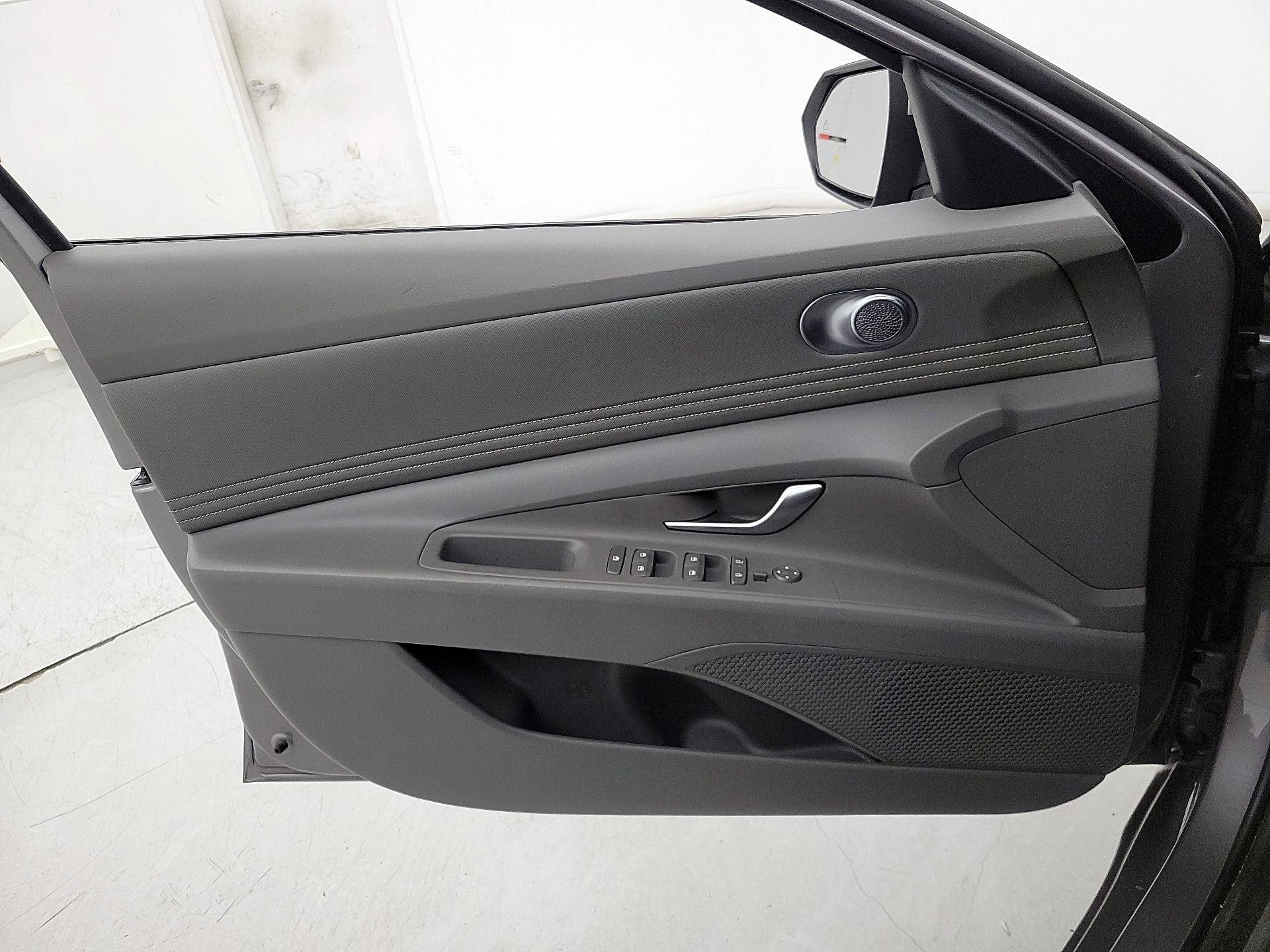 Thumbnail: 2024 Hyundai Elantra - 12