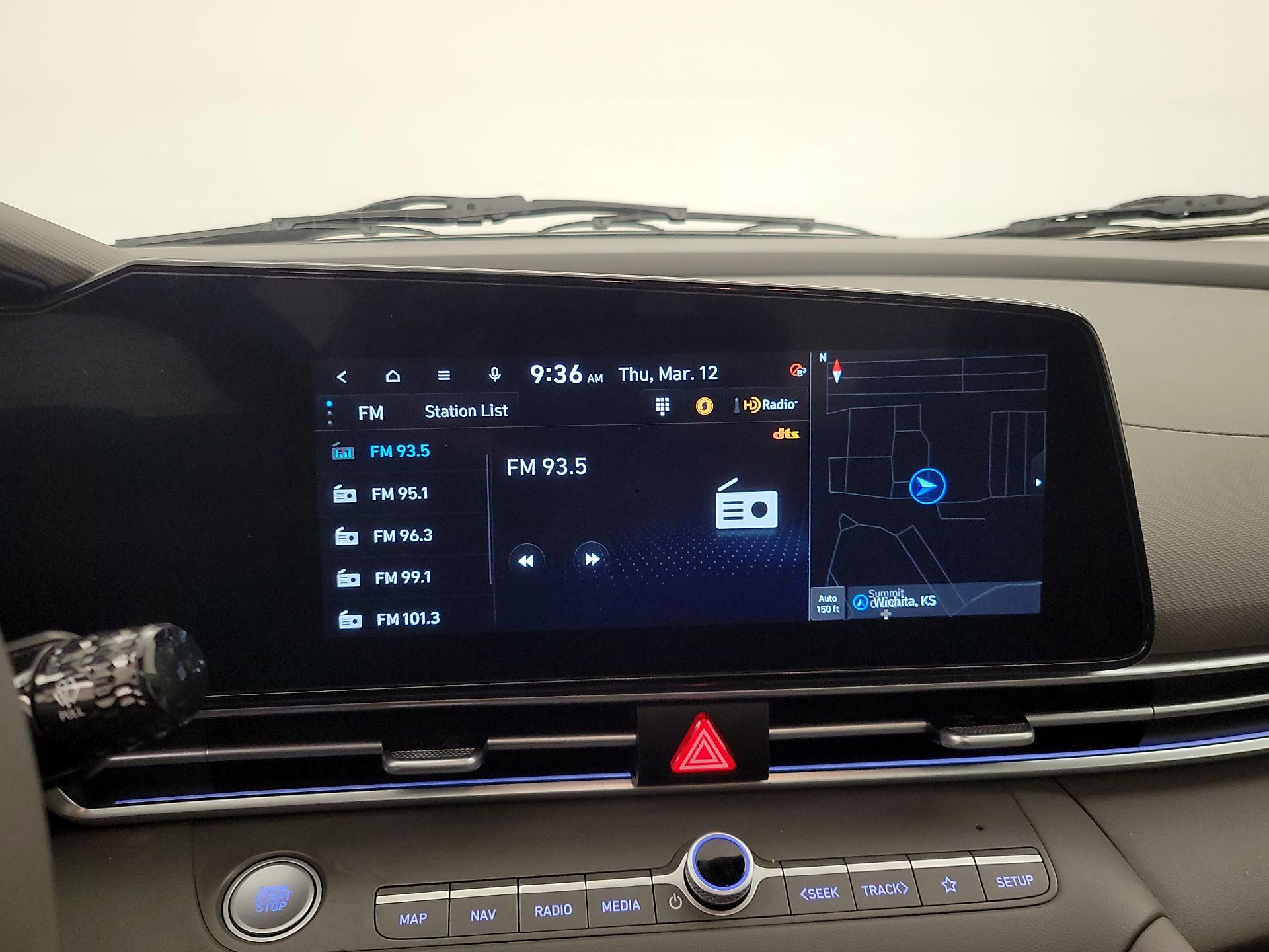 Thumbnail: 2024 Hyundai Elantra - 16