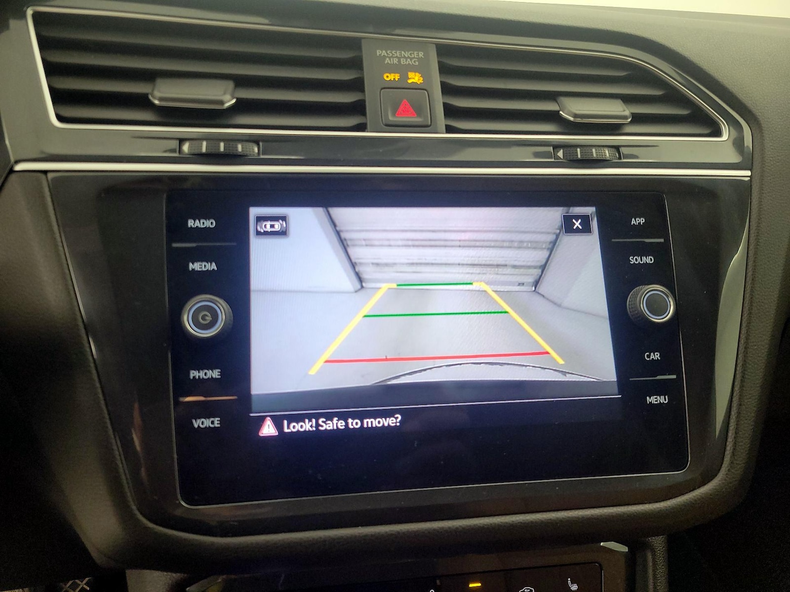 2024 Volkswagen Tiguan SE - Photo 15