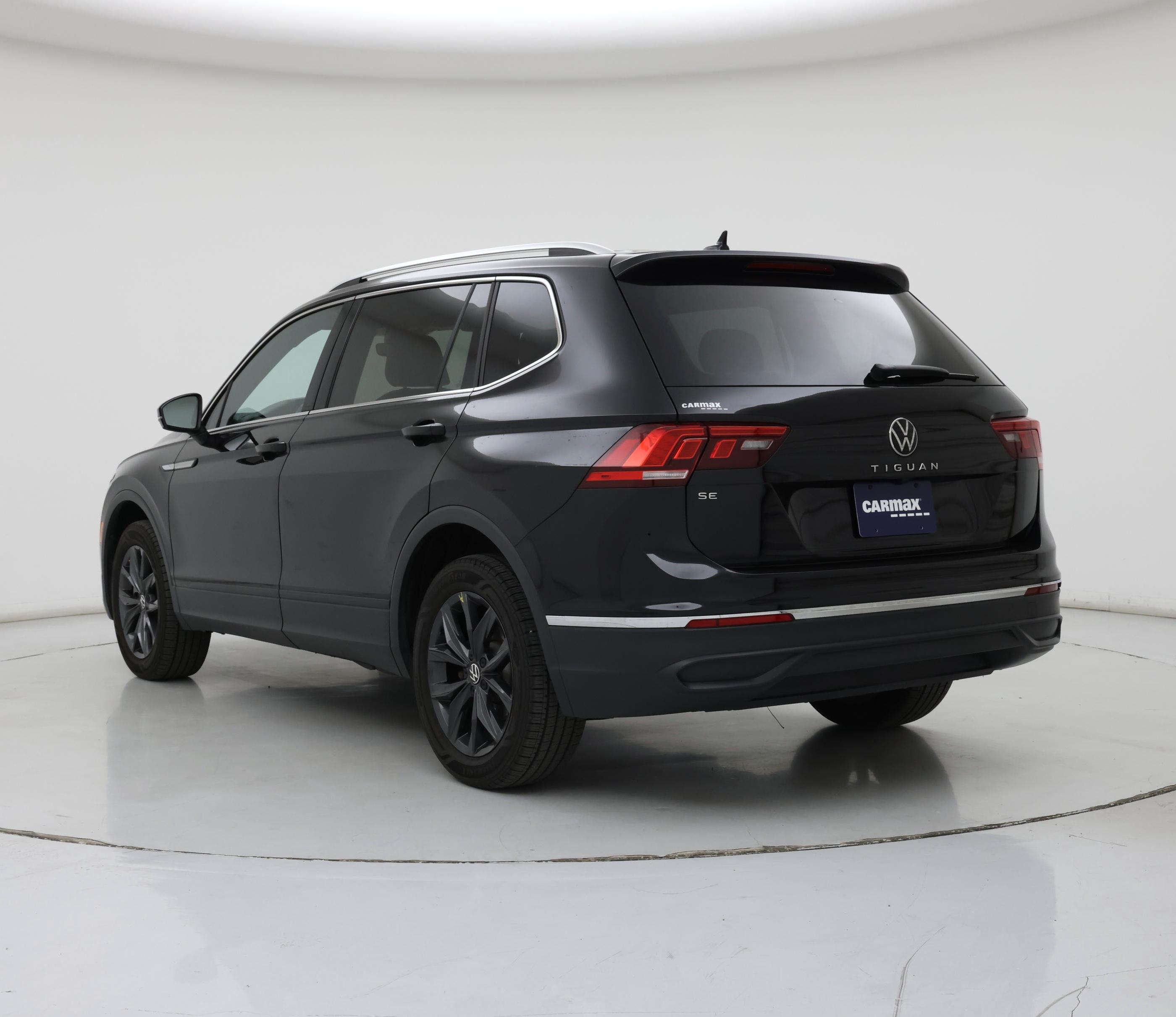 Thumbnail: 2024 Volkswagen Tiguan - 2