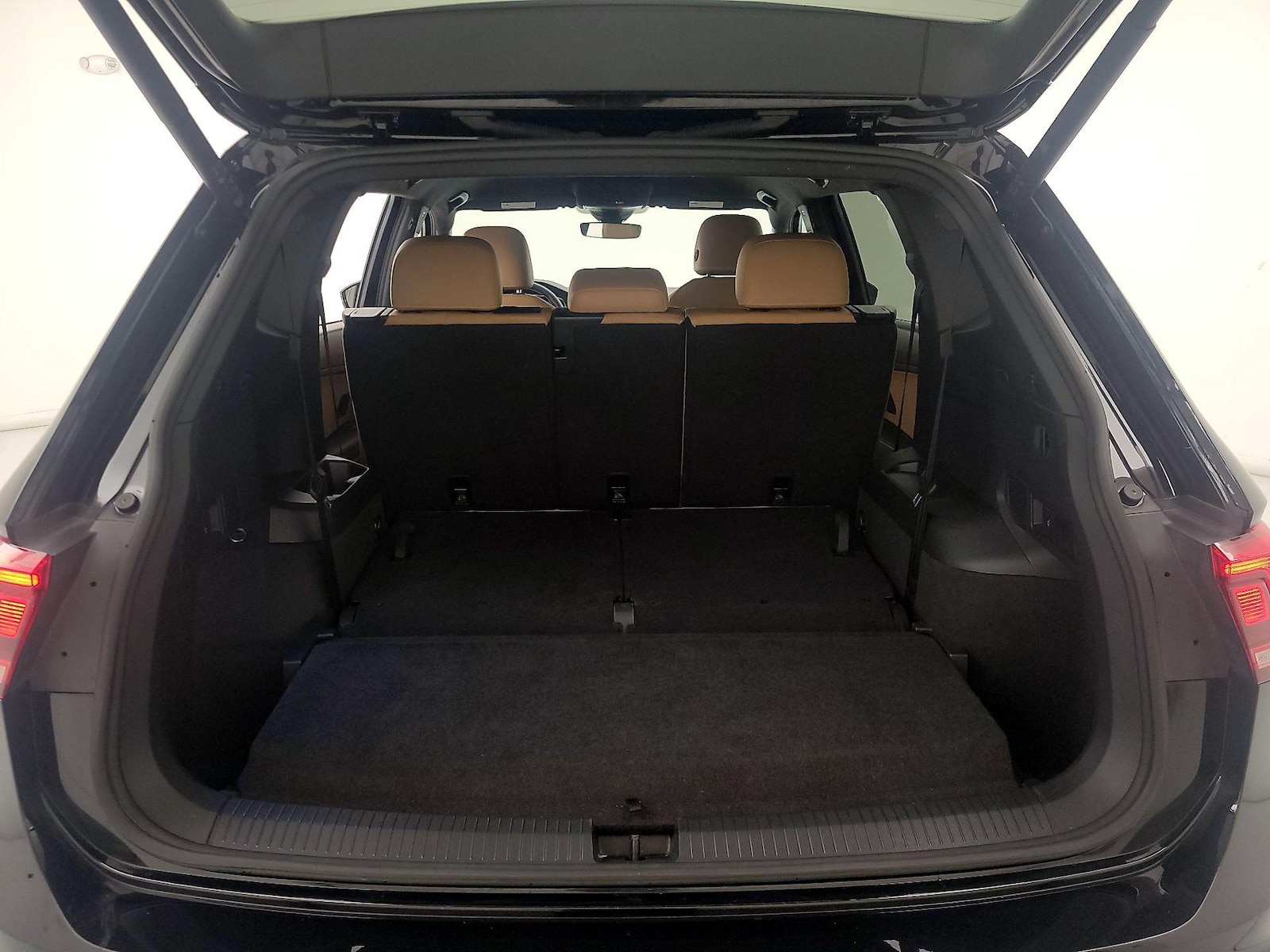 2024 Volkswagen Tiguan SE - Photo 23