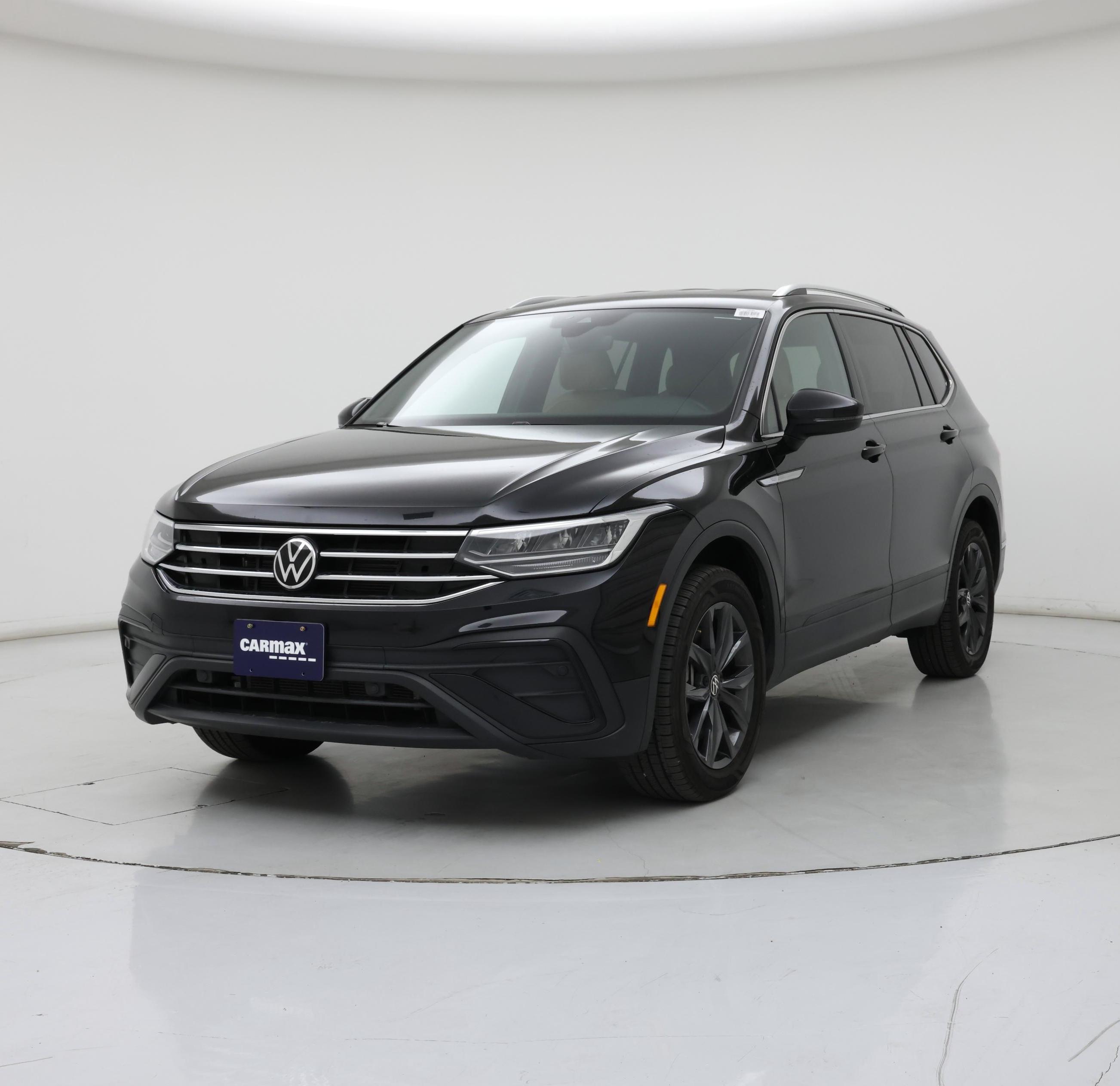 Thumbnail: 2024 Volkswagen Tiguan - 4