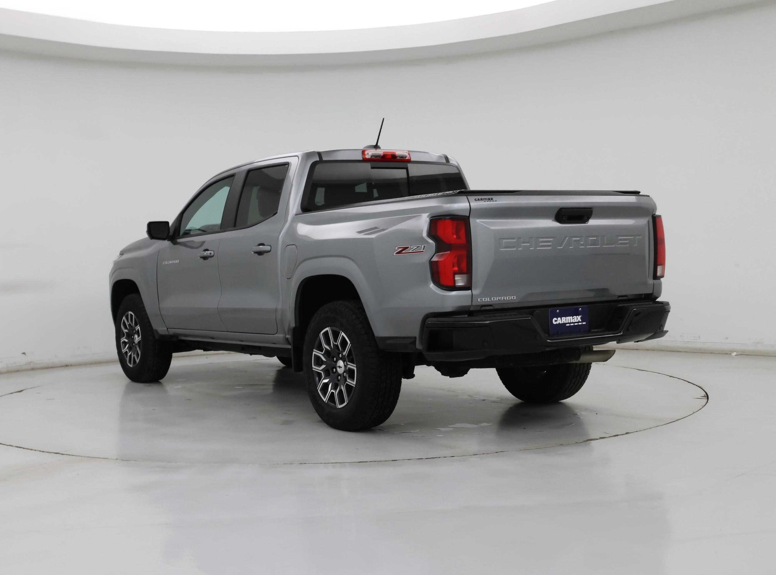 Thumbnail: 2024 Chevrolet Colorado - 2