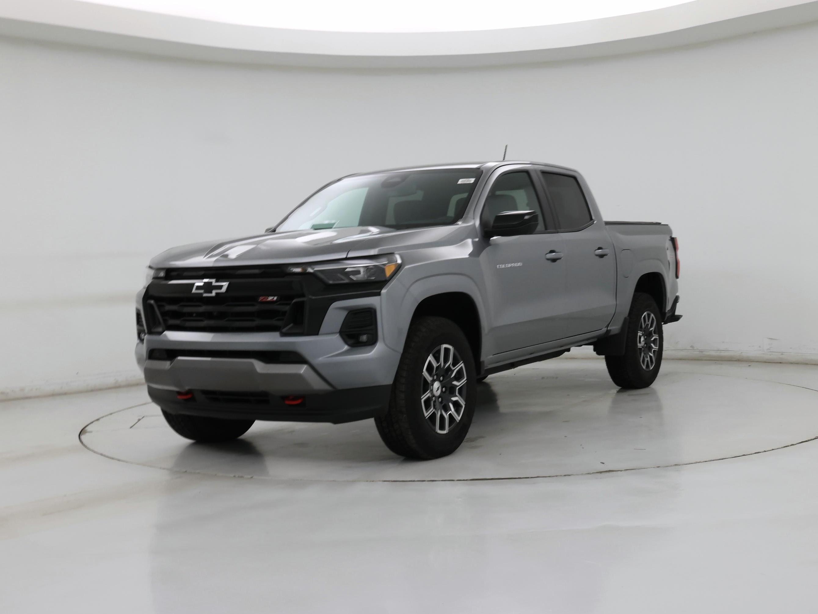 Thumbnail: 2024 Chevrolet Colorado - 4