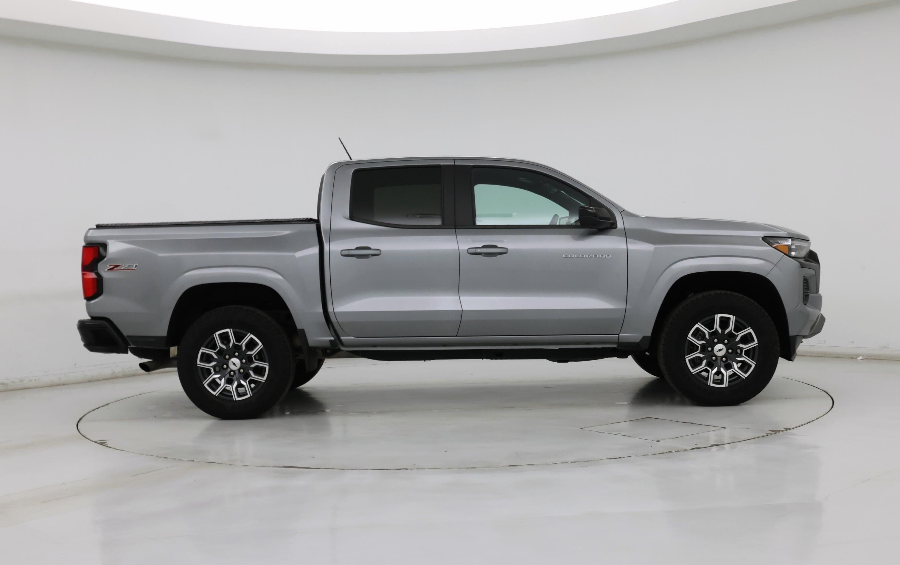 Thumbnail: 2024 Chevrolet Colorado - 7