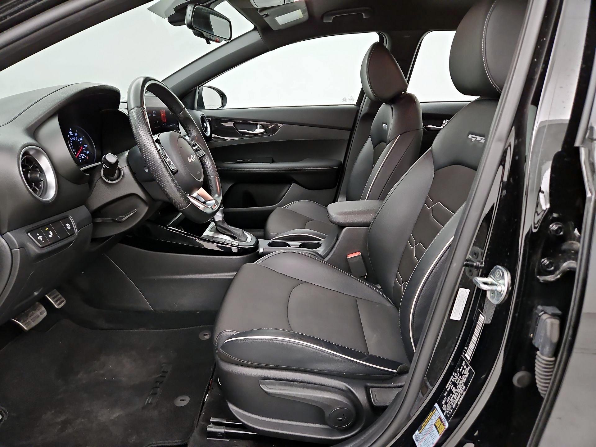 Thumbnail: 2023 Kia Forte - 11