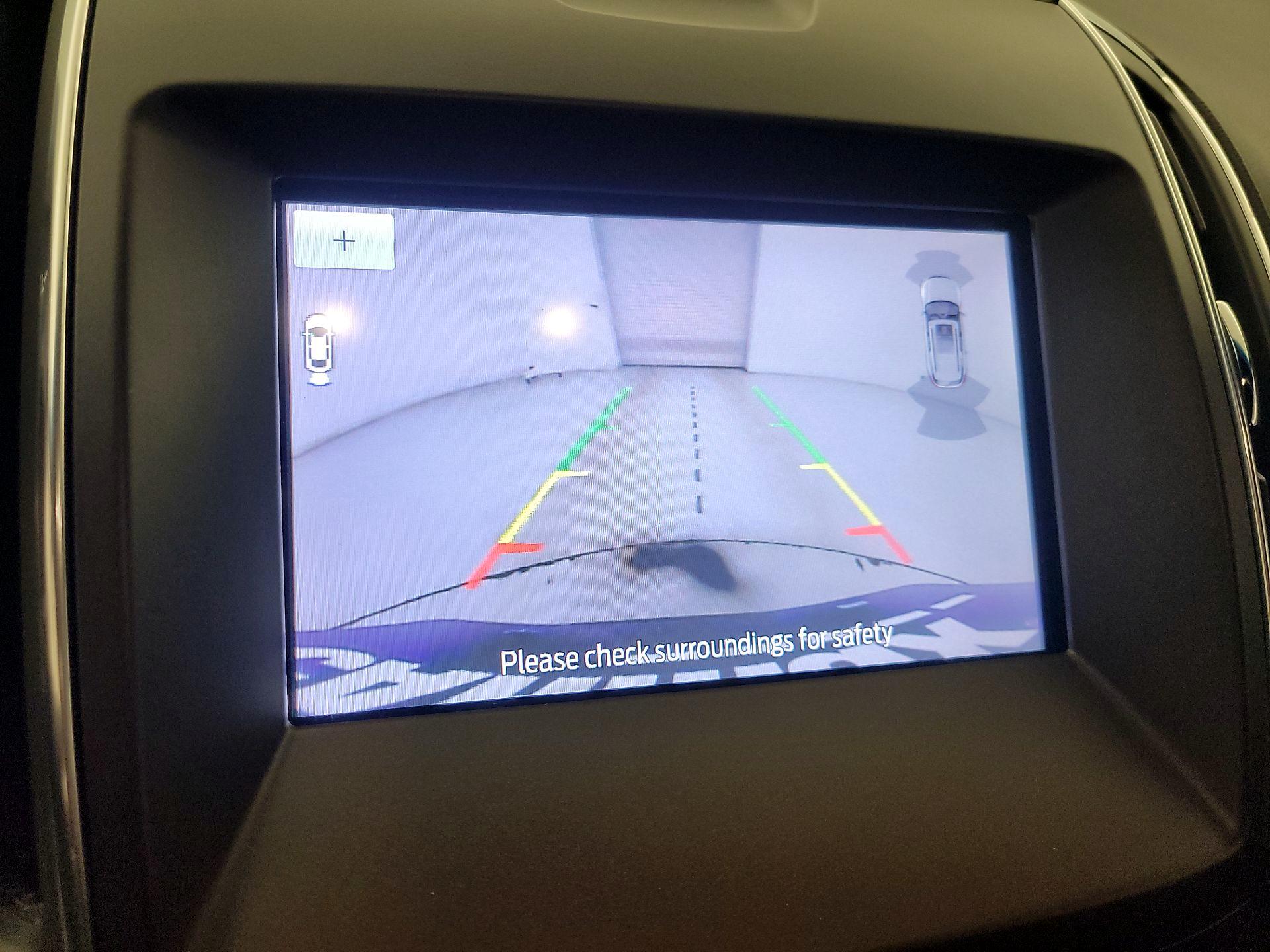 Thumbnail: 2020 Ford Edge - 15