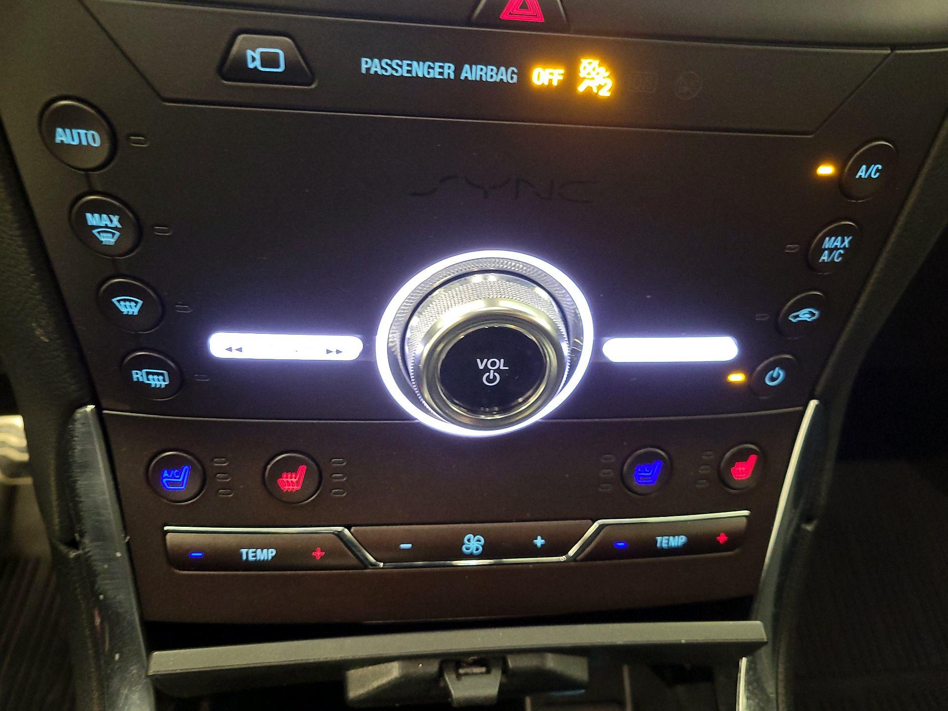 Thumbnail: 2020 Ford Edge - 17