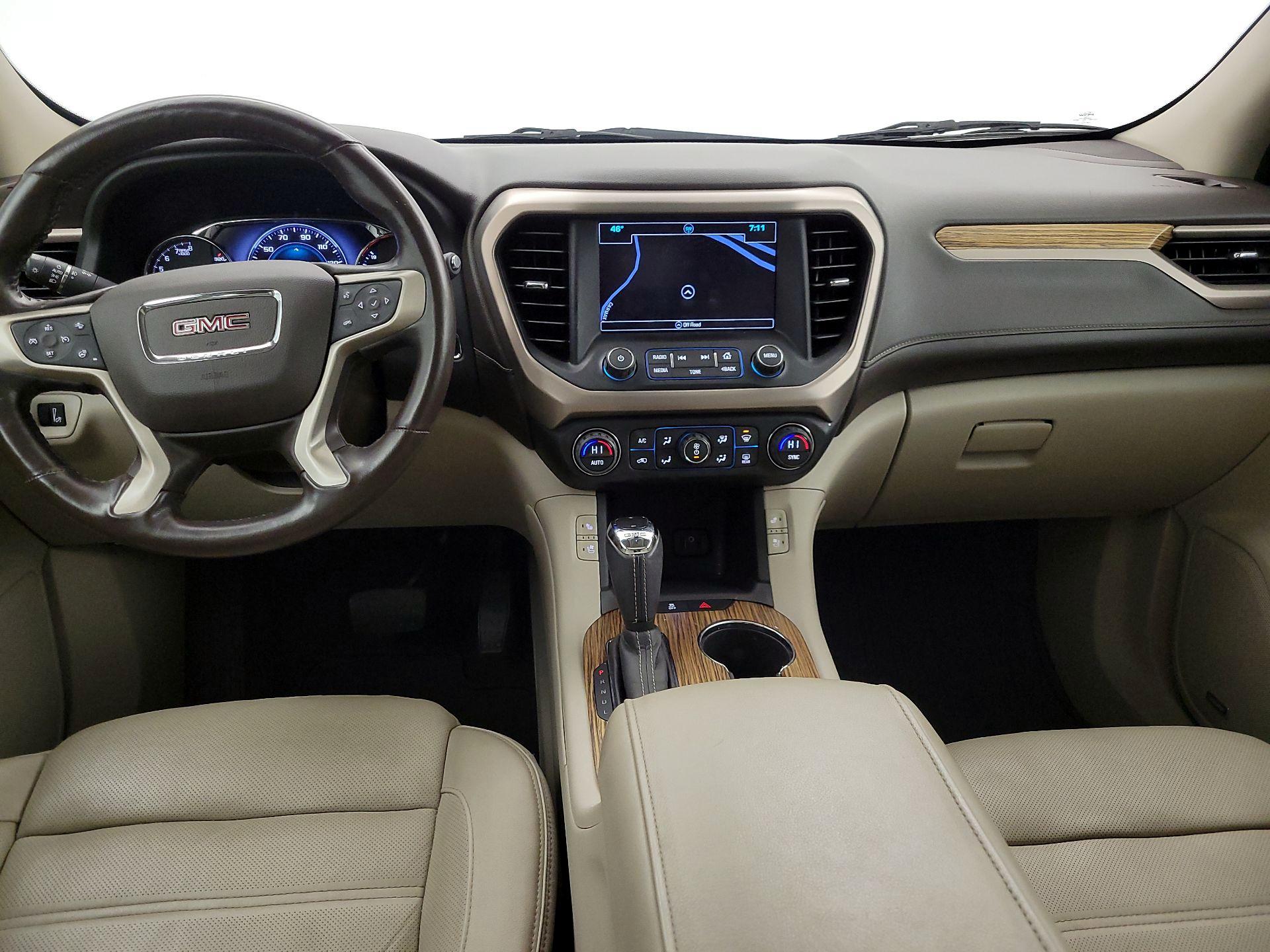 Thumbnail: 2017 GMC Acadia - 9