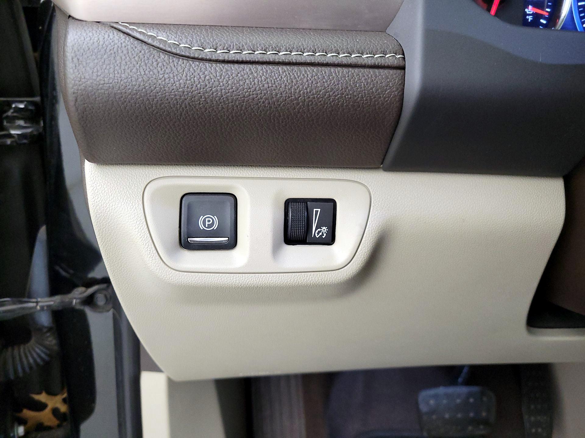 Thumbnail: 2017 GMC Acadia - 13