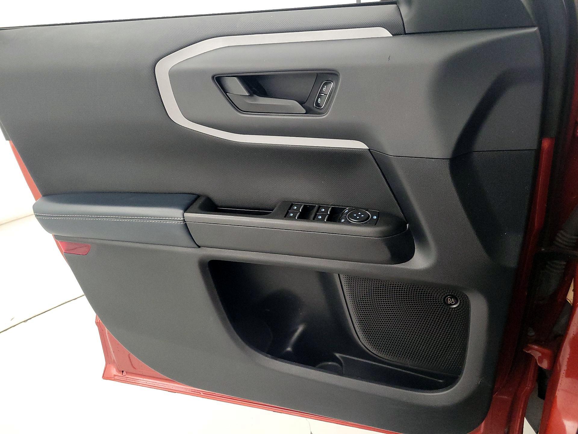 Thumbnail: 2022 Ford Bronco Sport - 12