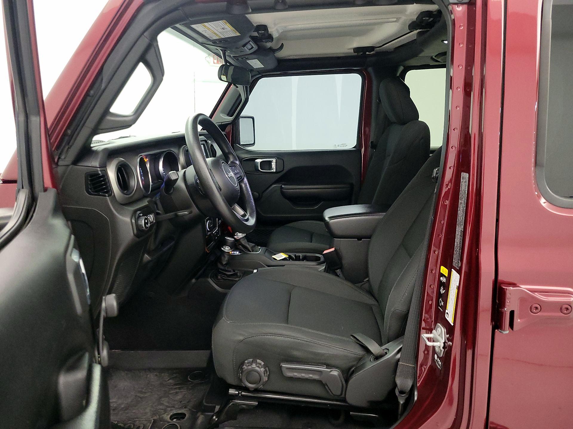 Thumbnail: 2021 Jeep Gladiator - 11