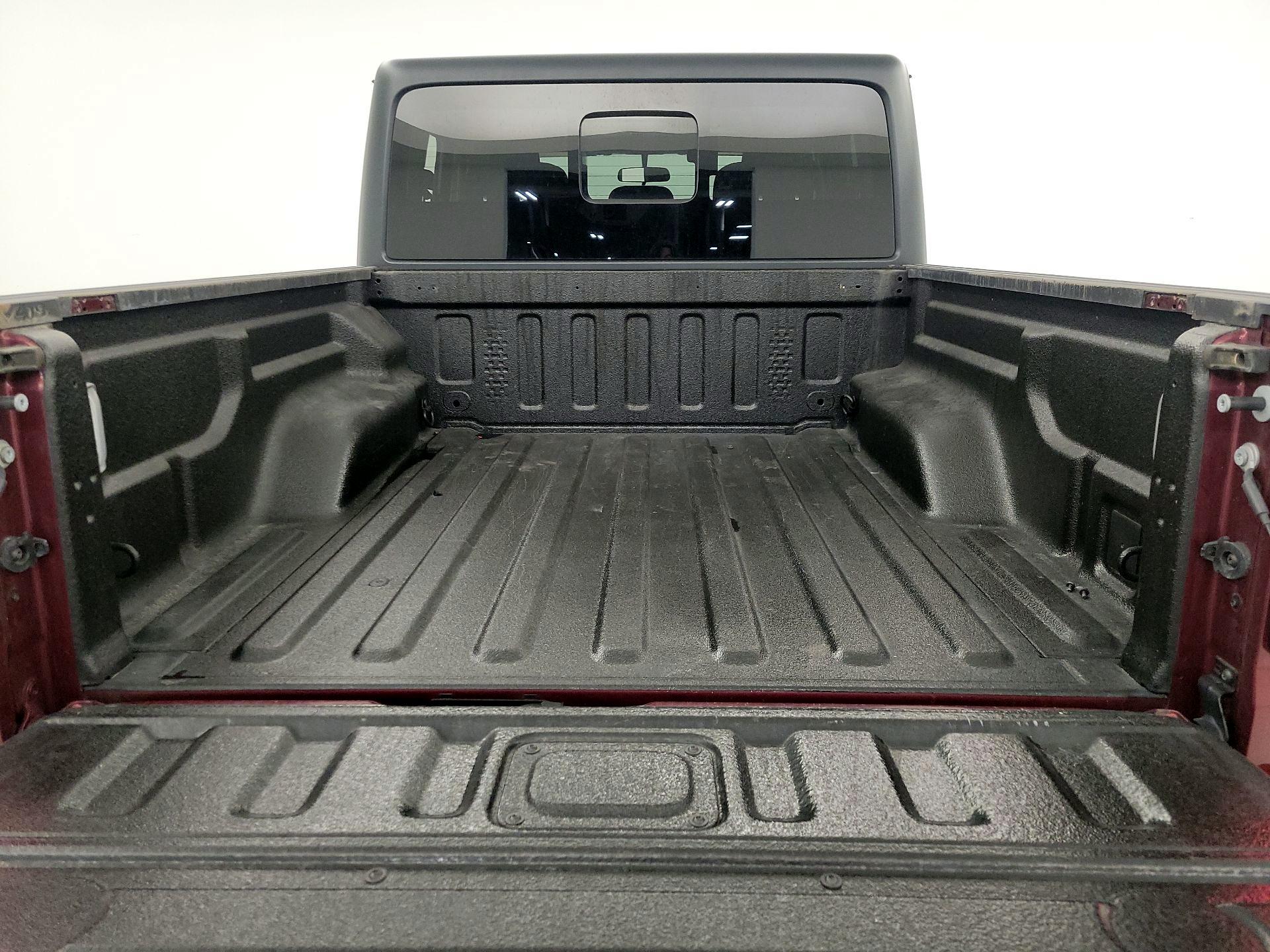 Thumbnail: 2021 Jeep Gladiator - 20