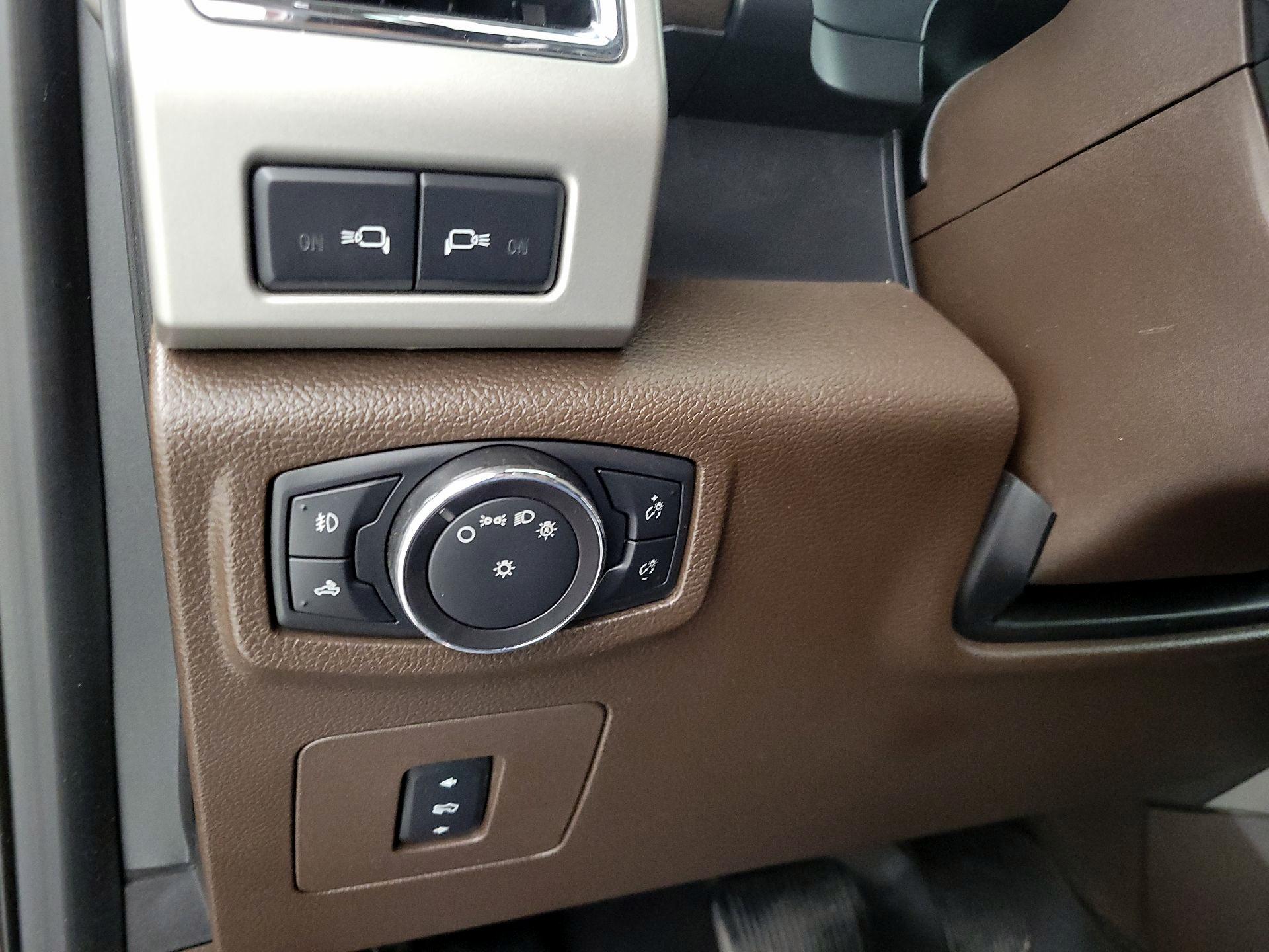 Thumbnail: 2015 Ford F-150 - 13