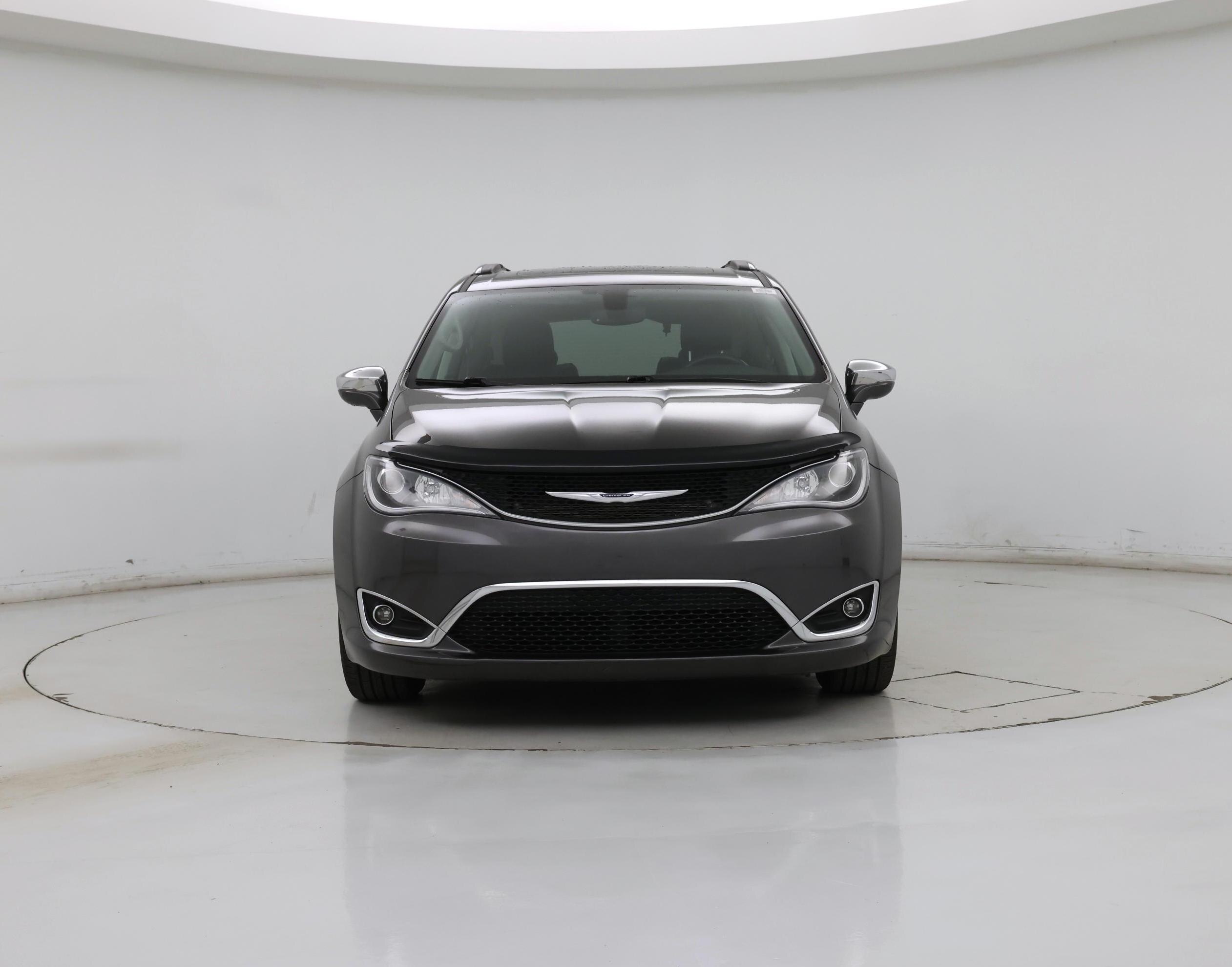 Thumbnail: 2019 Chrysler Pacifica - 5