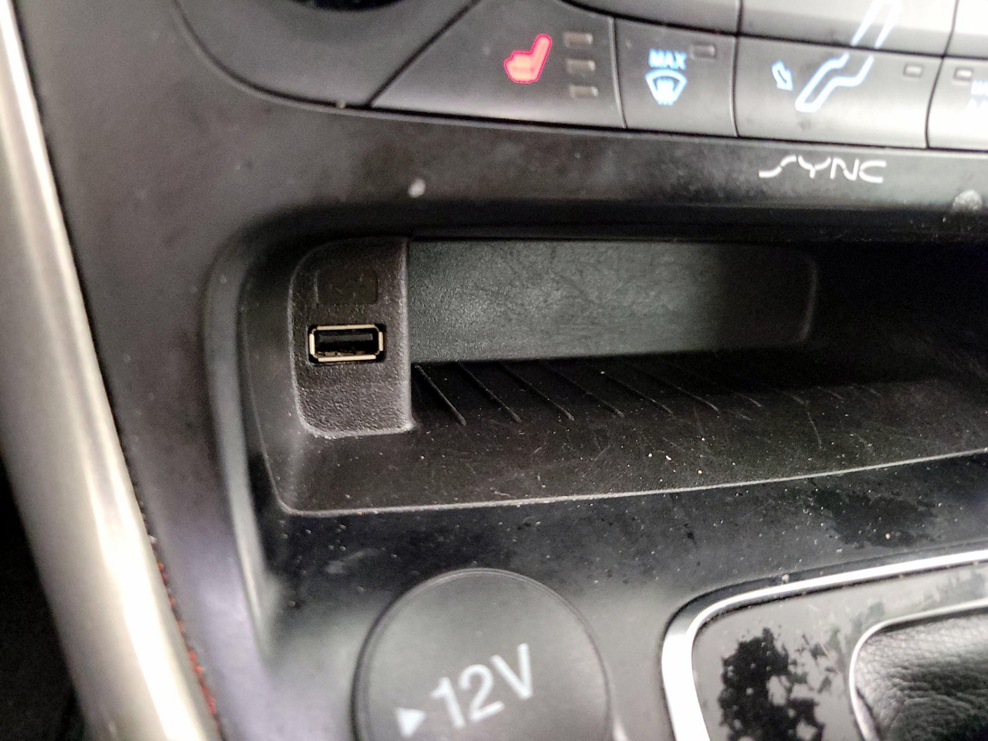 Thumbnail: 2018 Ford Focus - 19